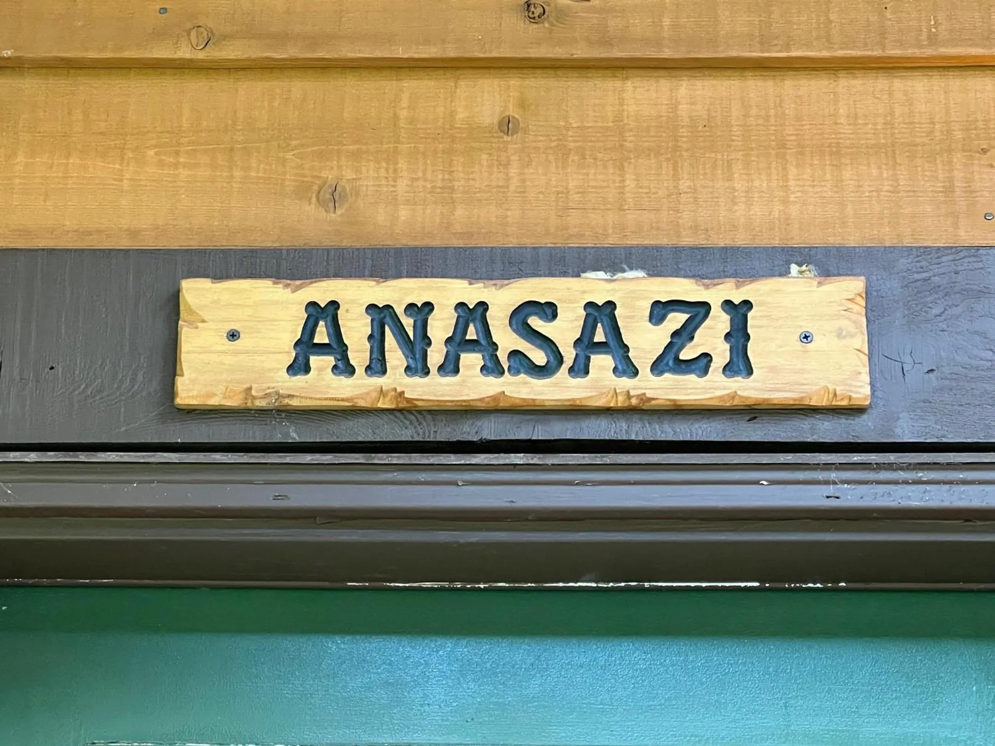 Logo/Certificate/Sign in Castle Valley Inn