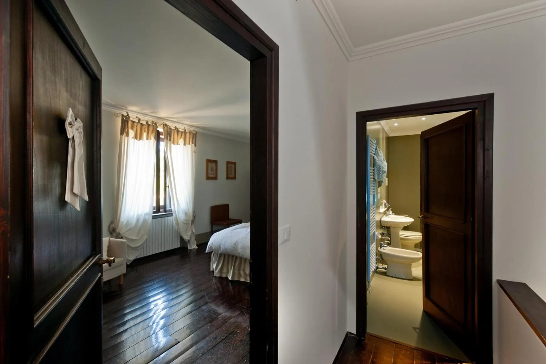 Bathroom, Bed in Agriturismo Tra Le Vigne