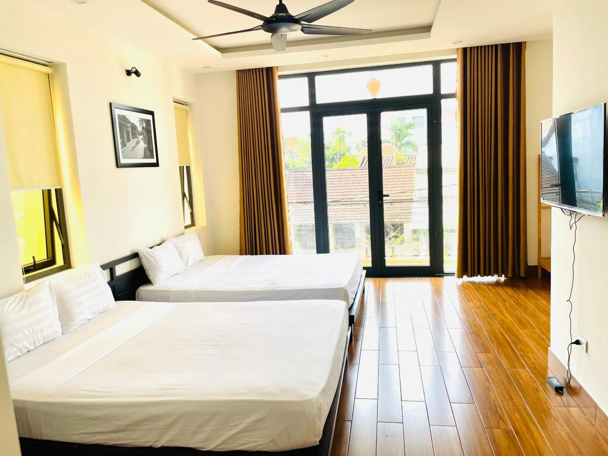 Photo of the whole room, Bed in Thuong Da Riverside Homestay