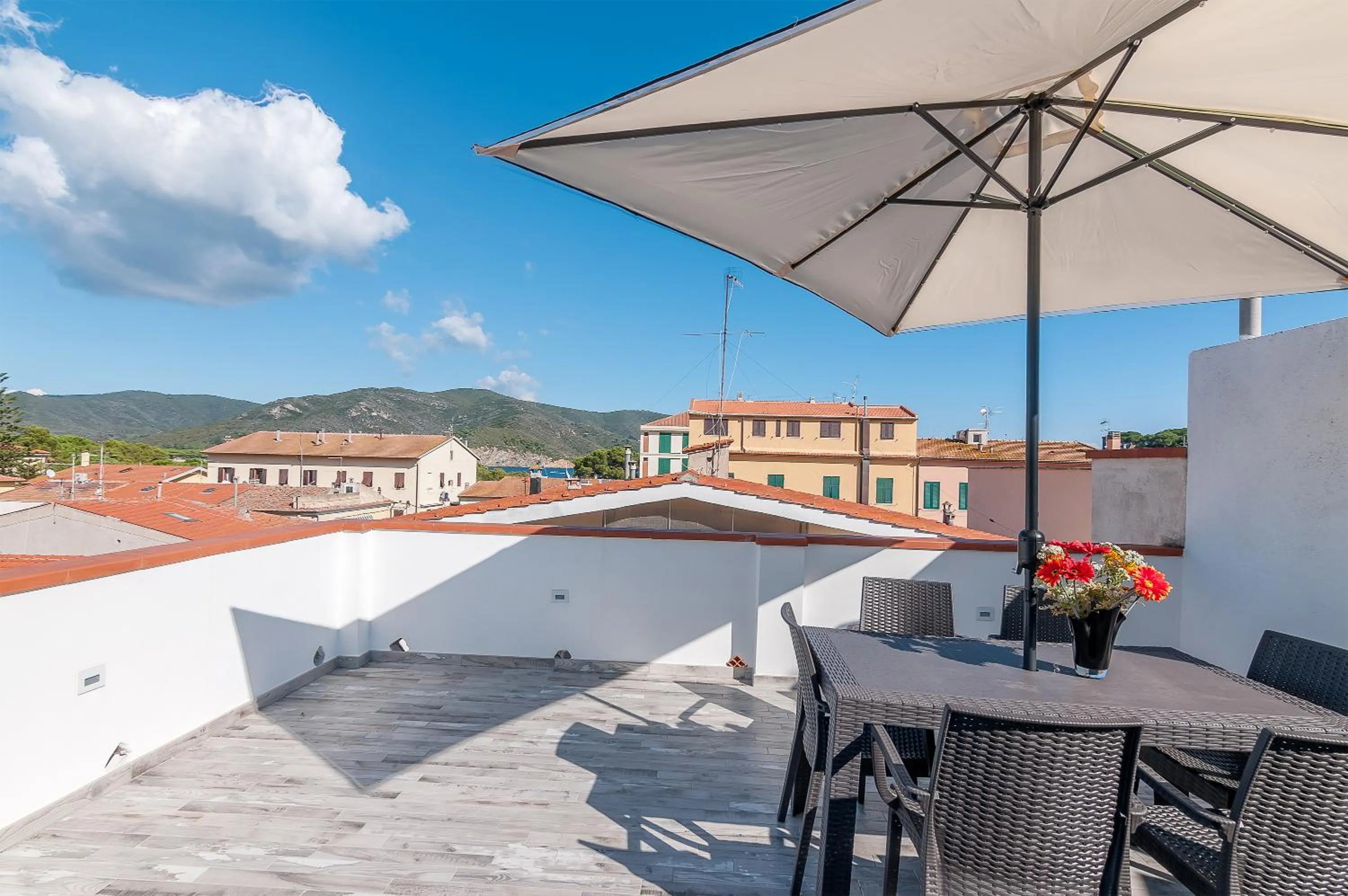 Balcony/Terrace in Elena