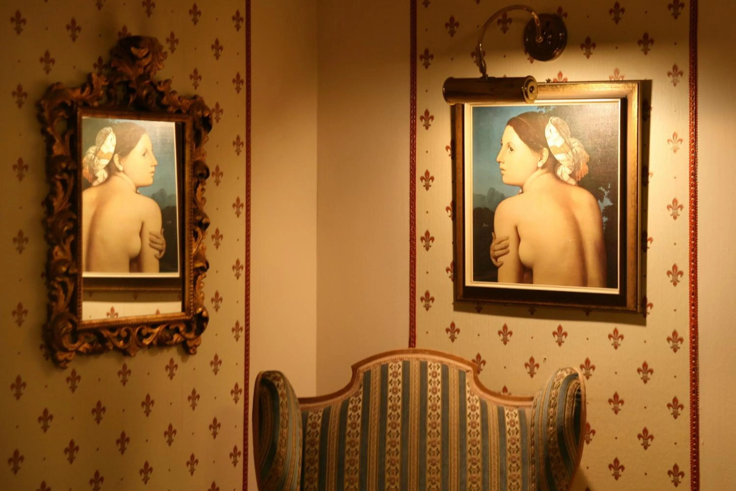 Decorative detail in Hotel Brauereigasthof Landwehr-Bräu