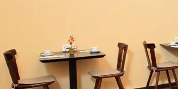 Restaurant/places to eat in Hotel-Pension Cortina