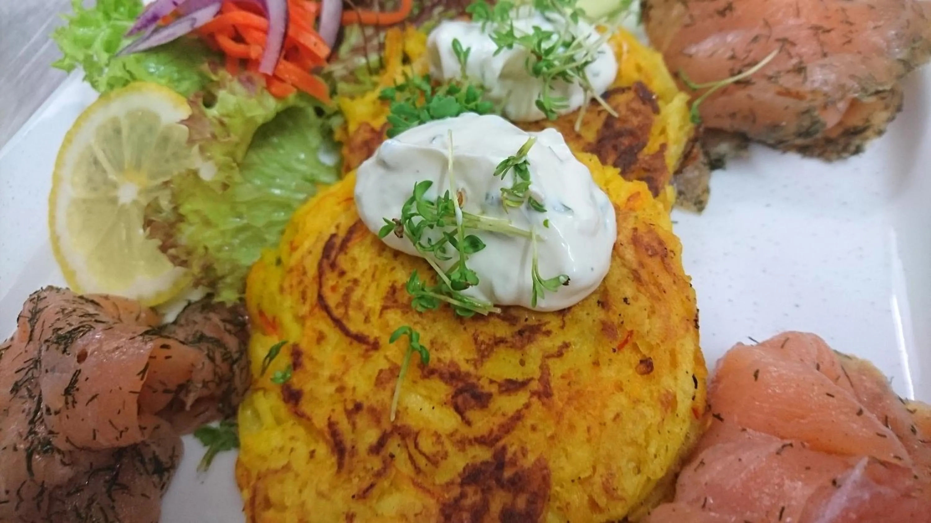 Food close-up in Flair-Waldhotel Mellestollen