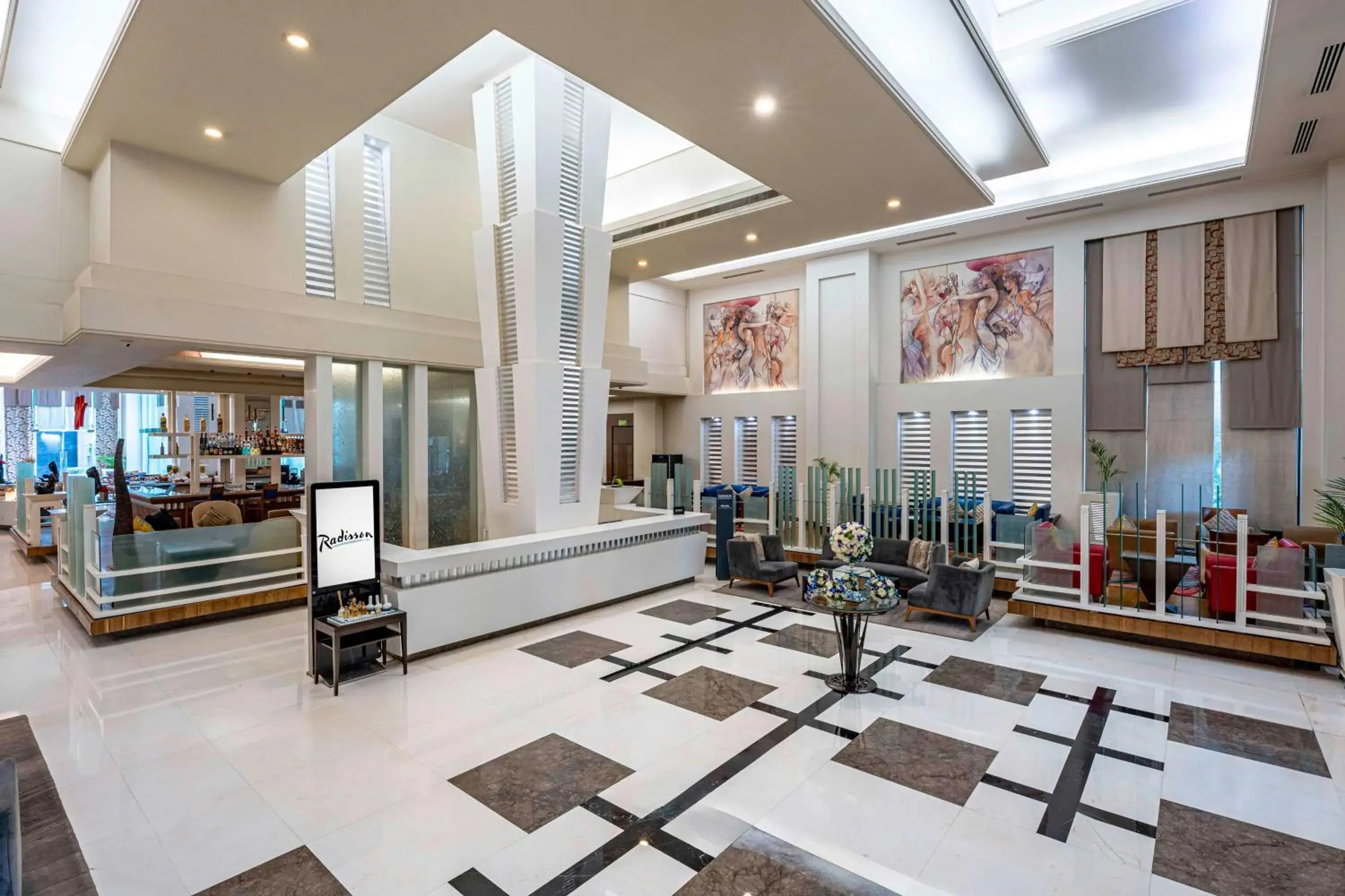 Lobby or reception in Radisson Noida Lobby or reception in Radisson Noida