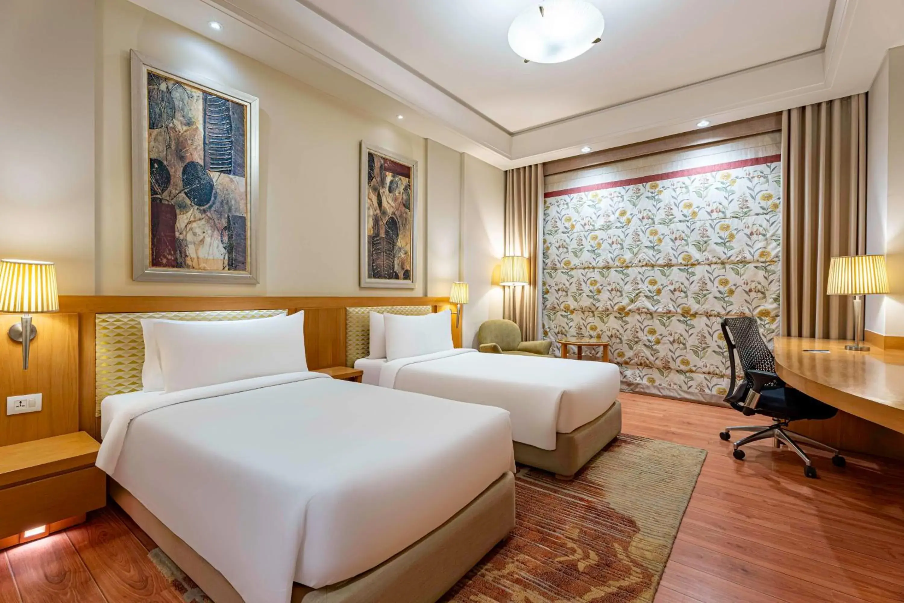 Bedroom, Bed in Radisson Noida Bedroom, Bed in Radisson Noida