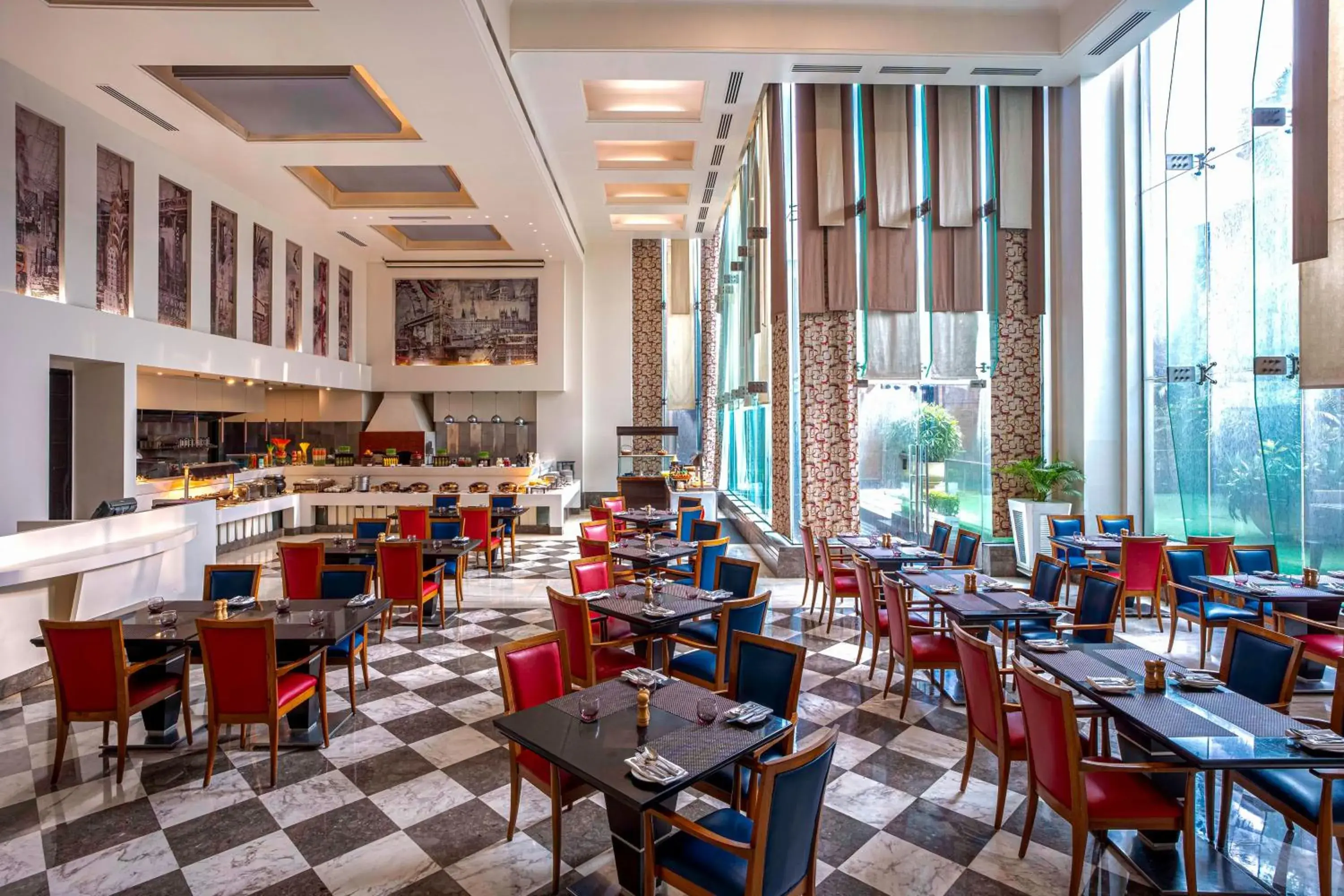 Restaurant/places to eat in Radisson Noida Restaurant/places to eat in Radisson Noida
