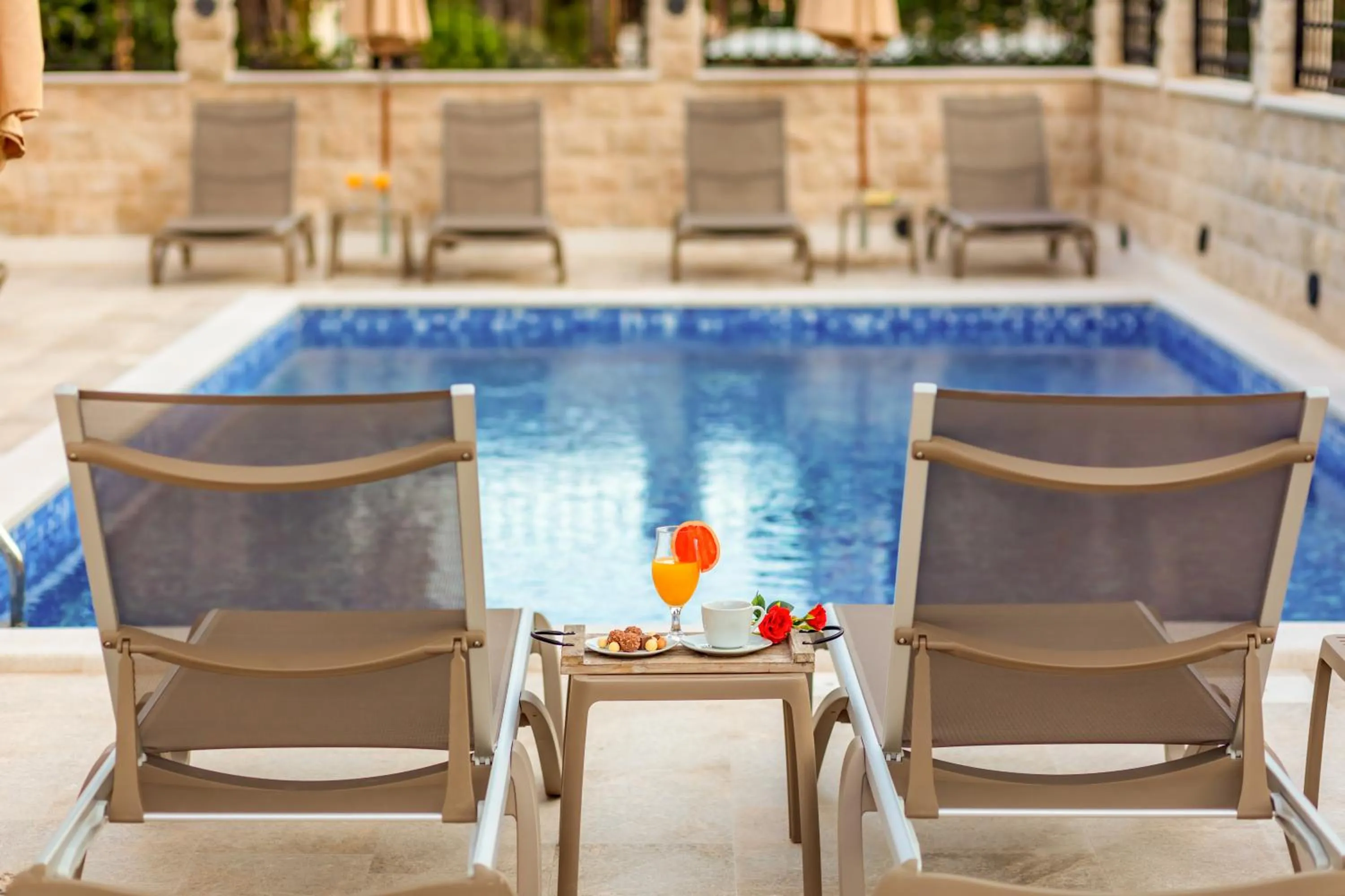 Pool view in Luxury Apartments Queen