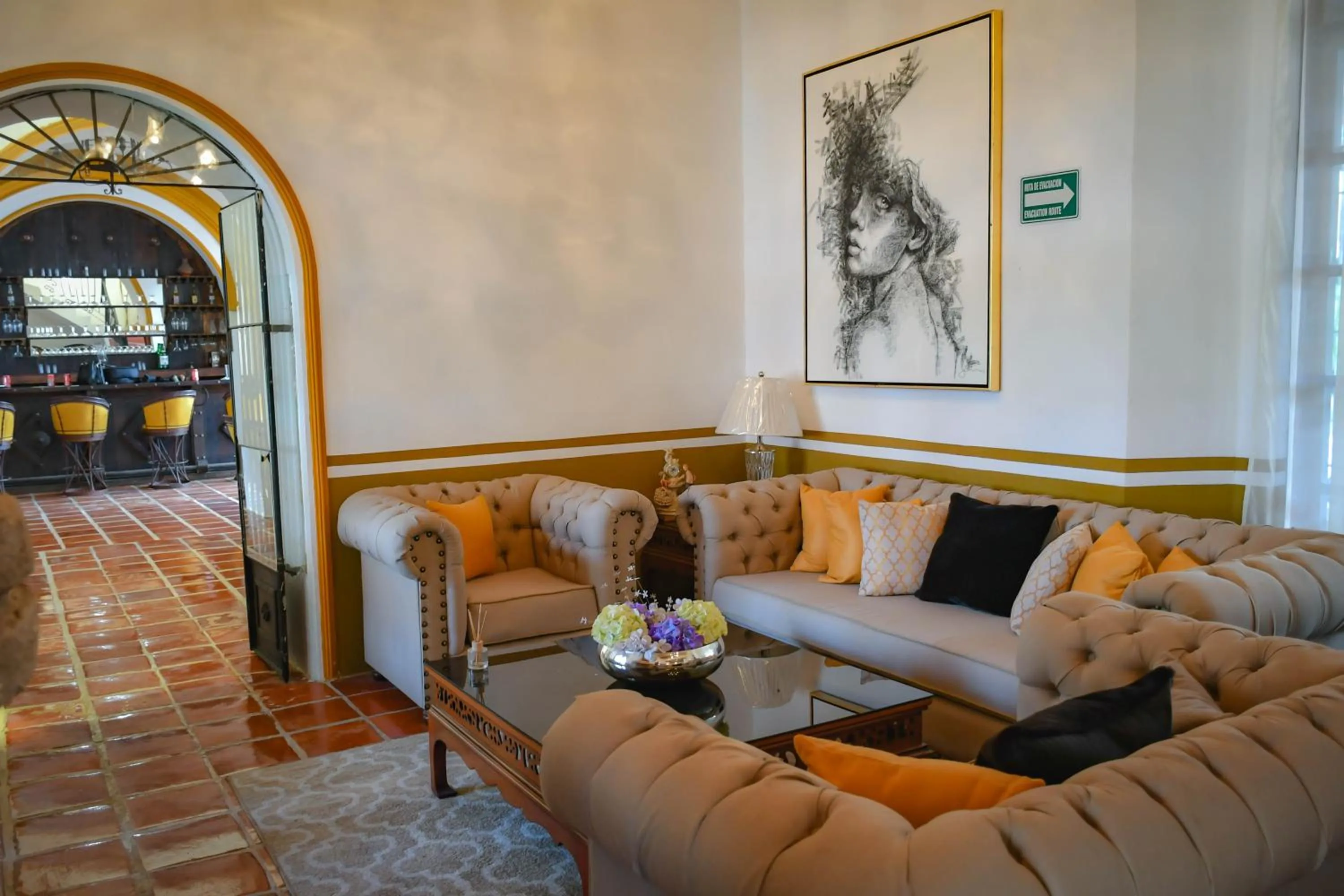 Communal lounge/ TV room in Hotel Hacienda San Isidro