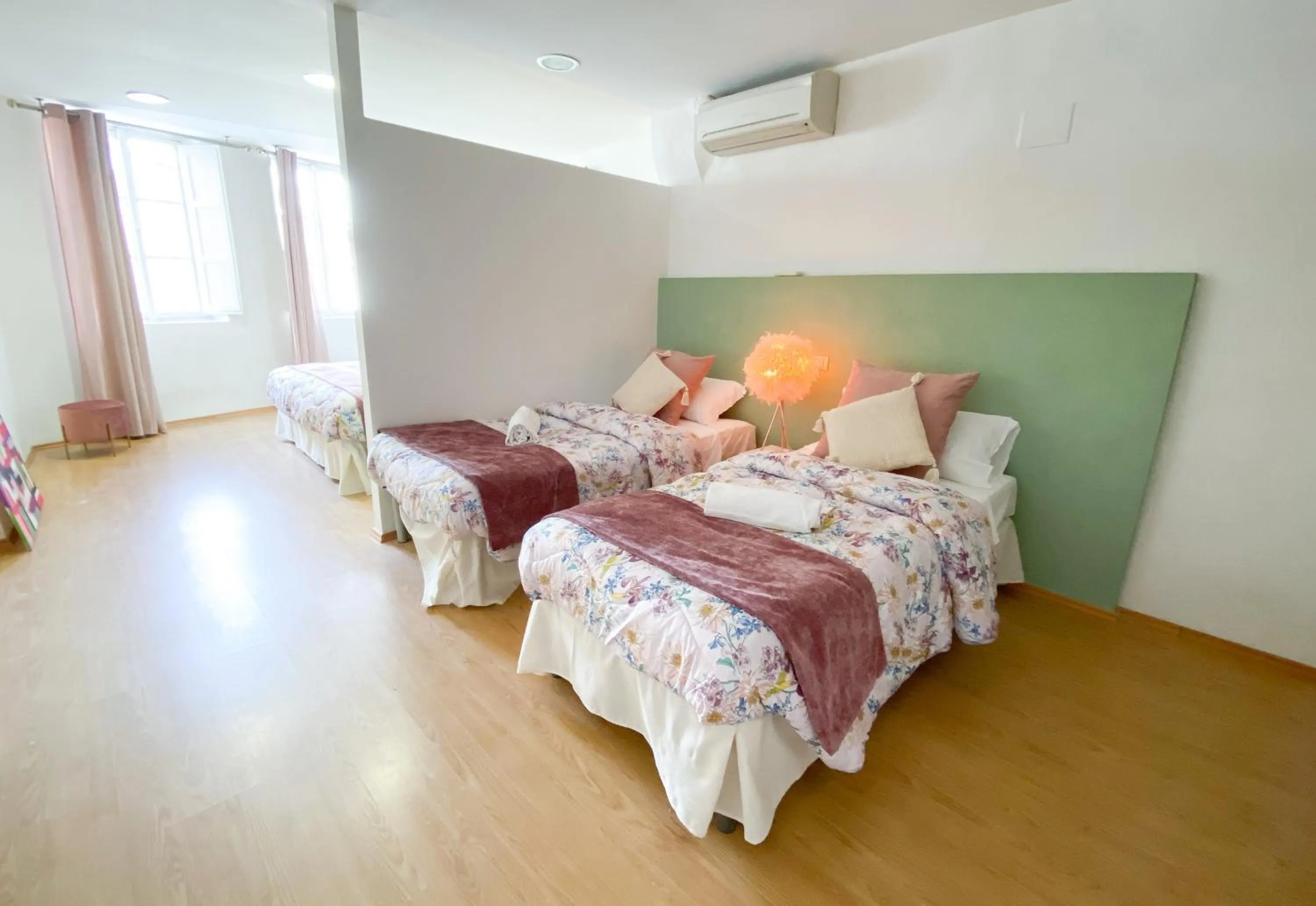 Bedroom, Bed in OROROSA Lucca City Center Apartment