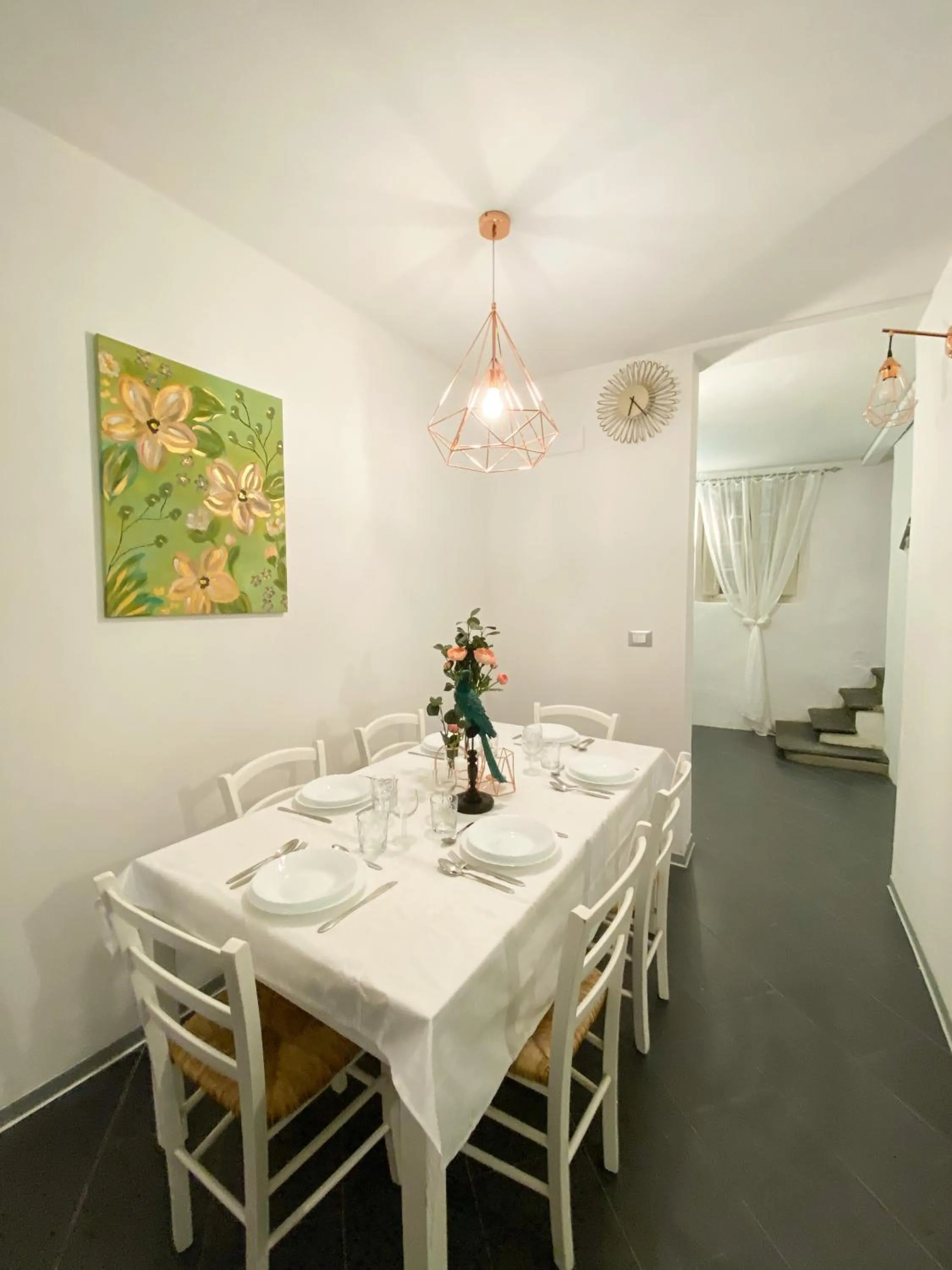 Restaurant/places to eat in OROROSA Lucca City Center Apartment