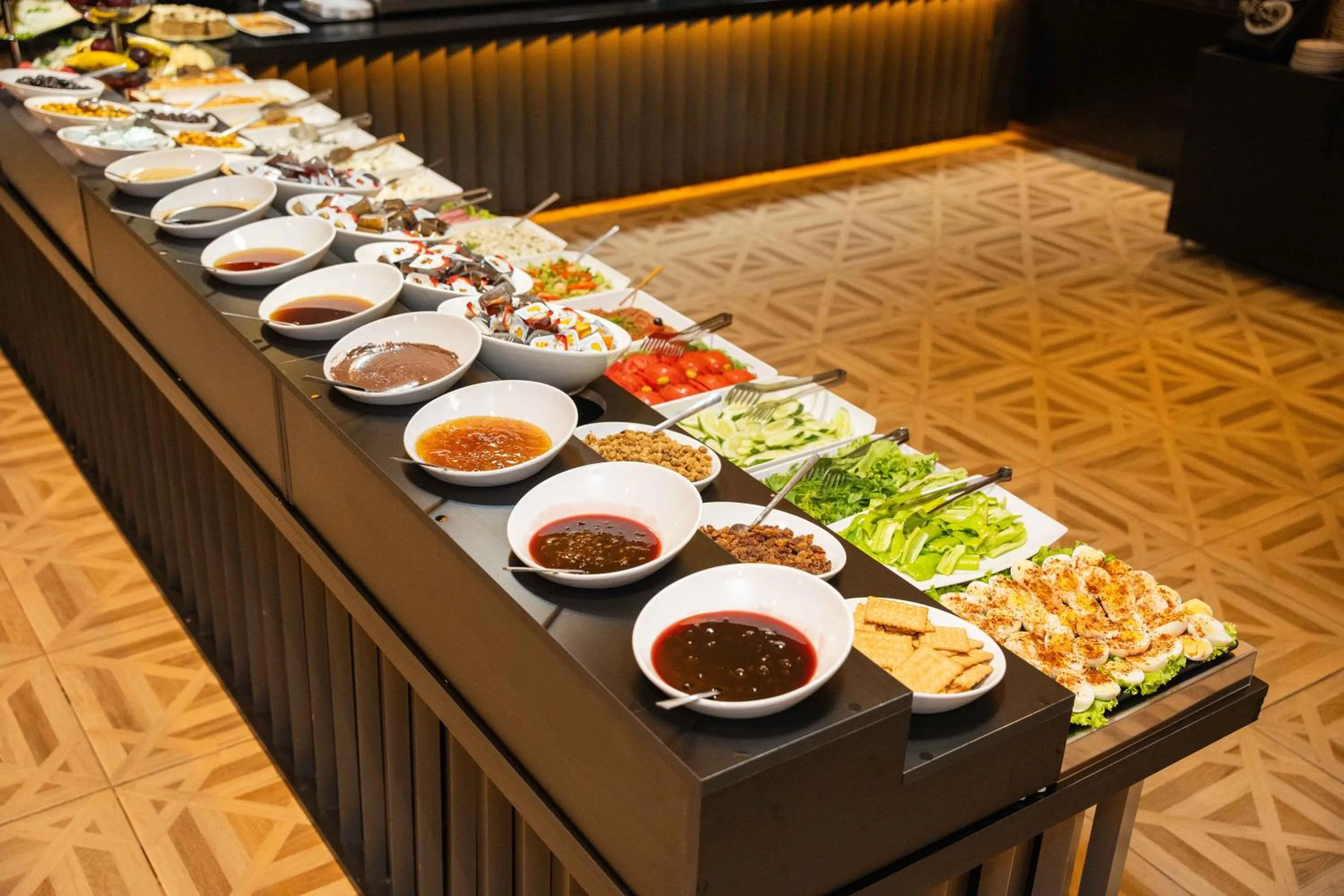 Buffet breakfast in Boris Hotel Beylikdüzü