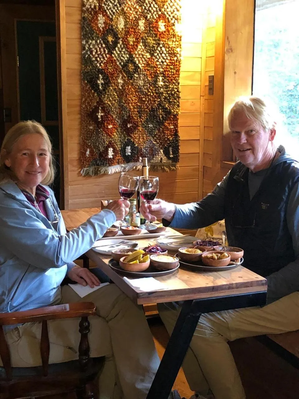 Restaurant/places to eat in Posada de Expediciones Kahuel