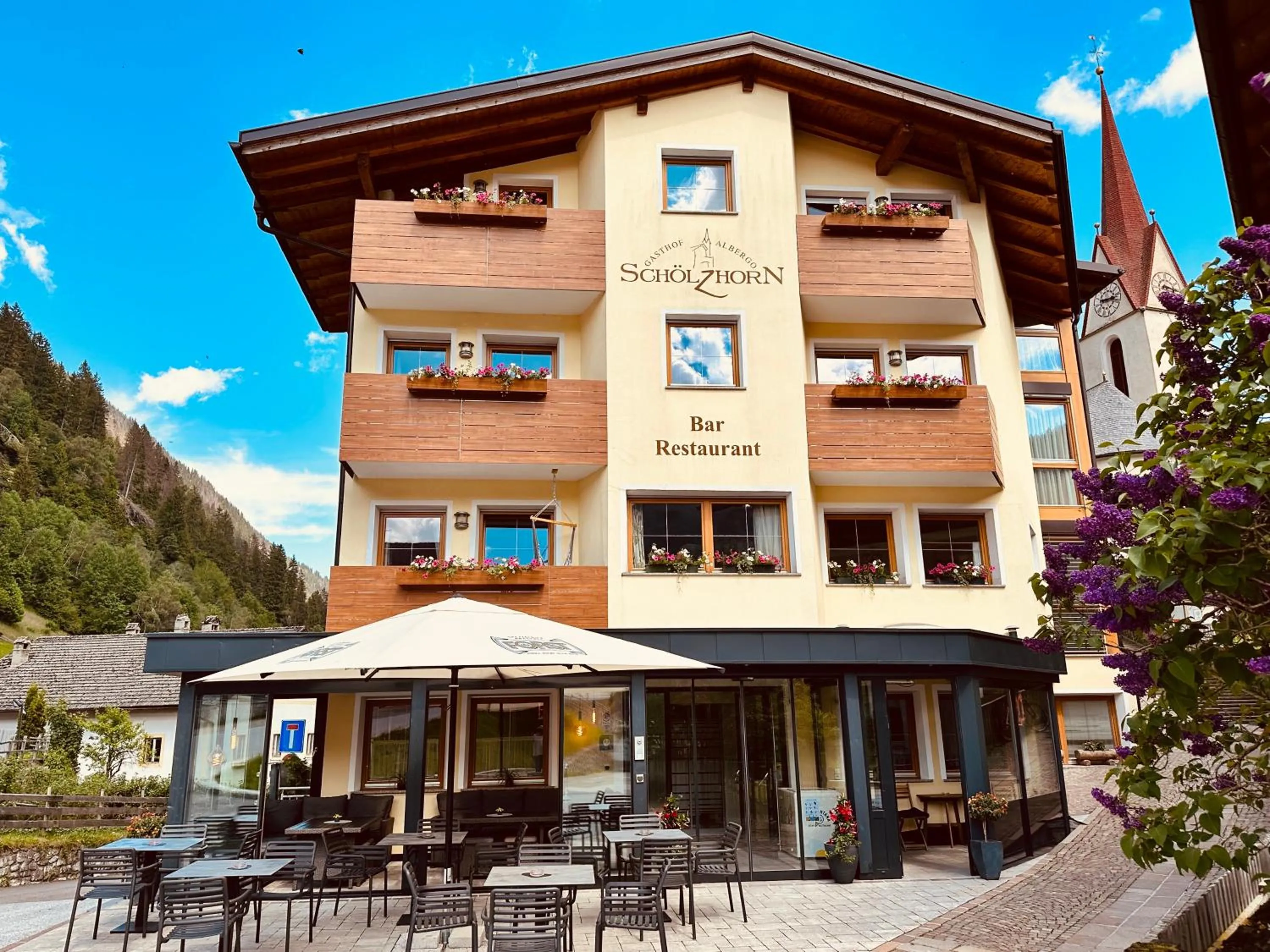 Property building in Hotel Schölzhorn Superior