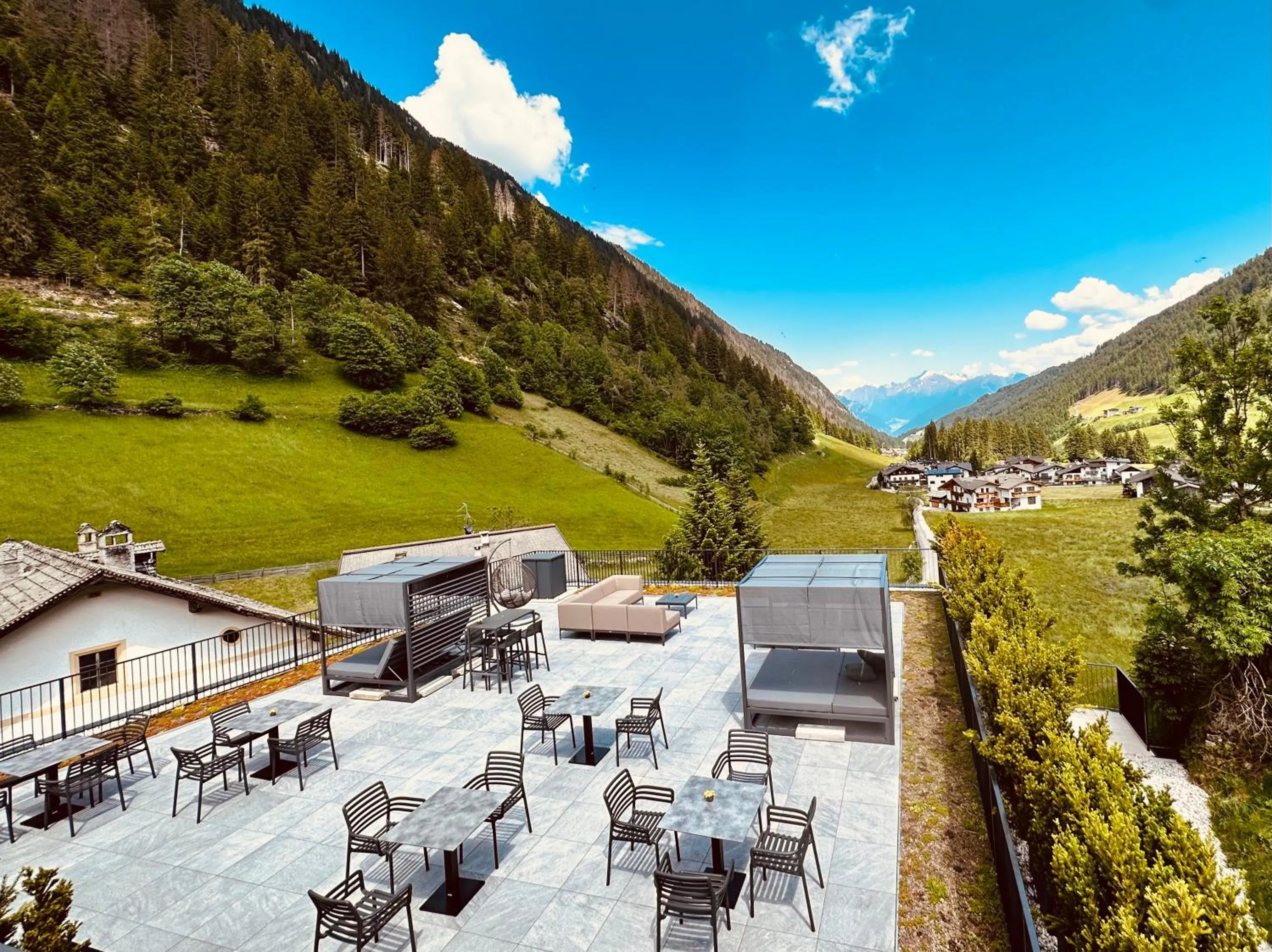 Property building in Hotel Schölzhorn Superior