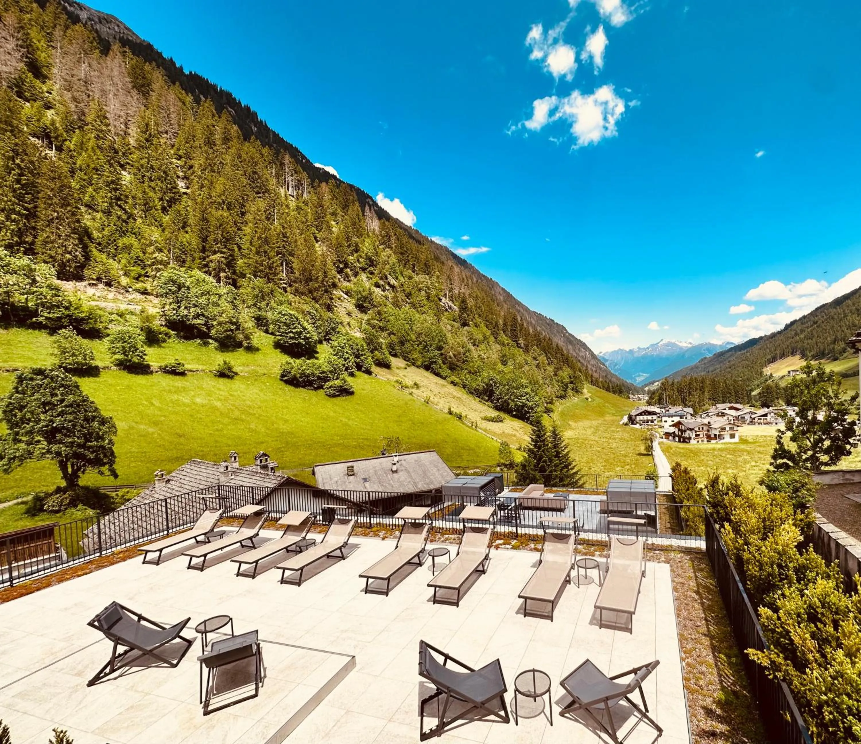 sunbed in Hotel Schölzhorn Superior