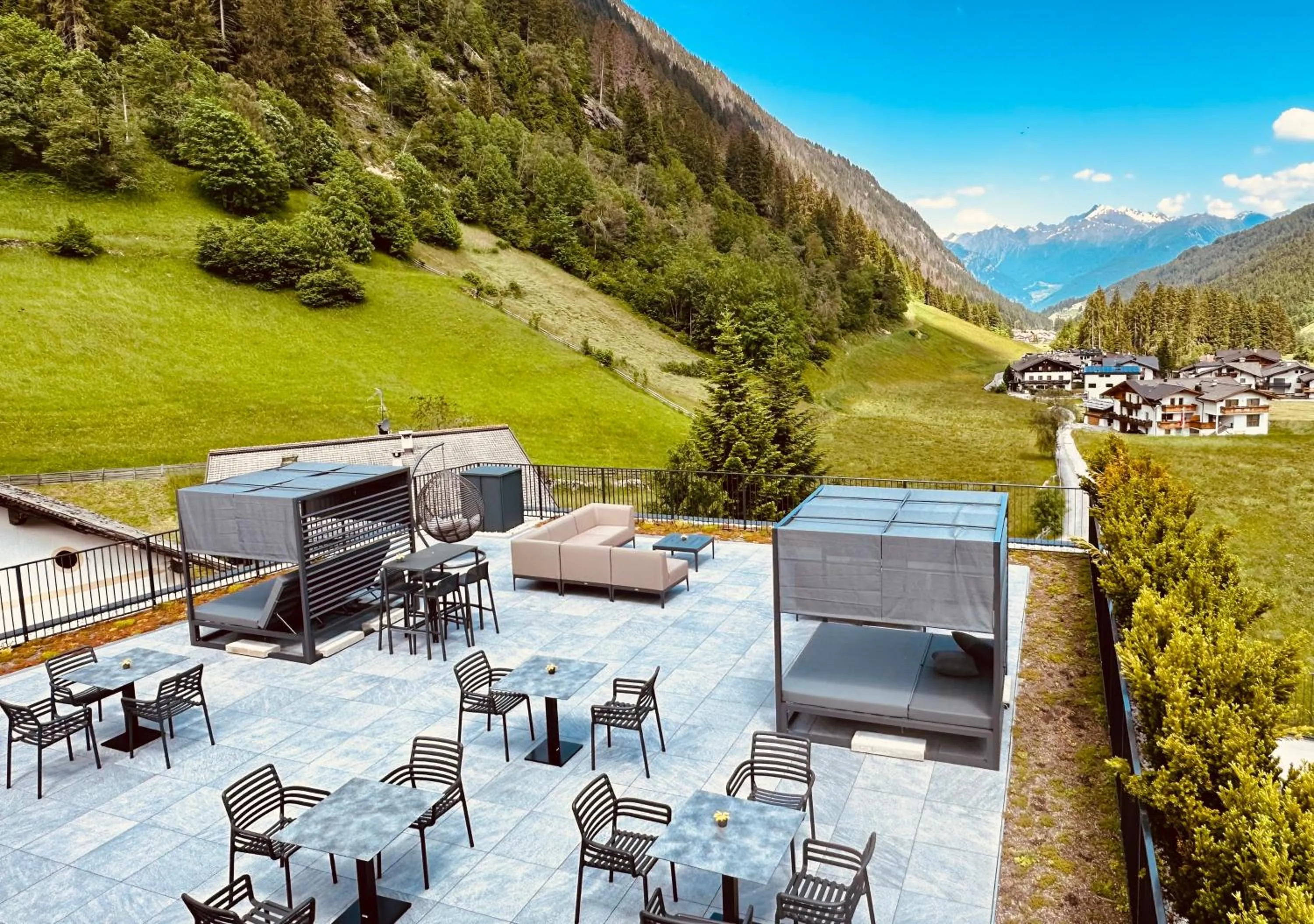 Seating area in Hotel Schölzhorn Superior