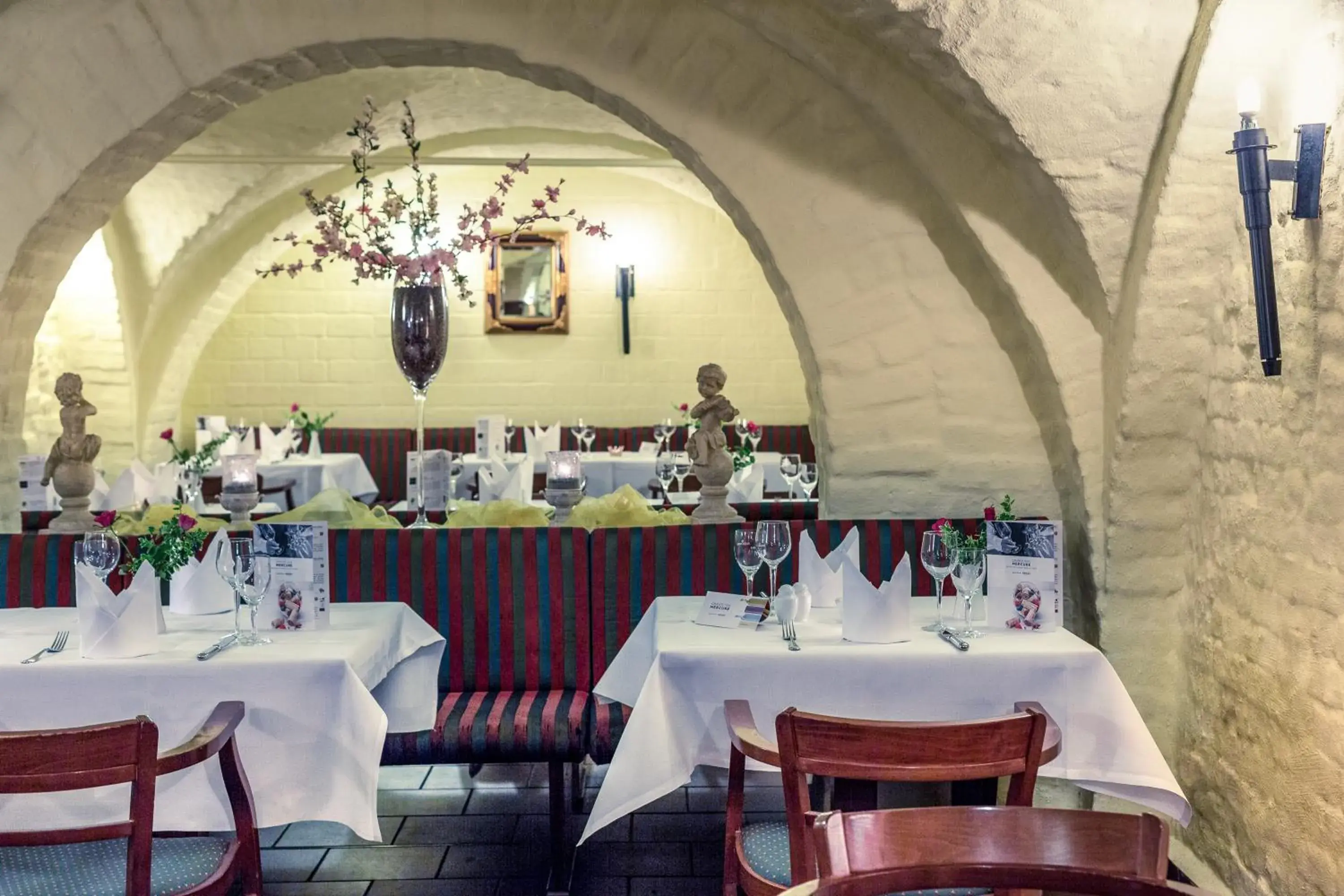 Restaurant/places to eat in Hotel Schloss Neustadt-Glewe Restaurant/places to eat in Hotel Schloss Neustadt-Glewe