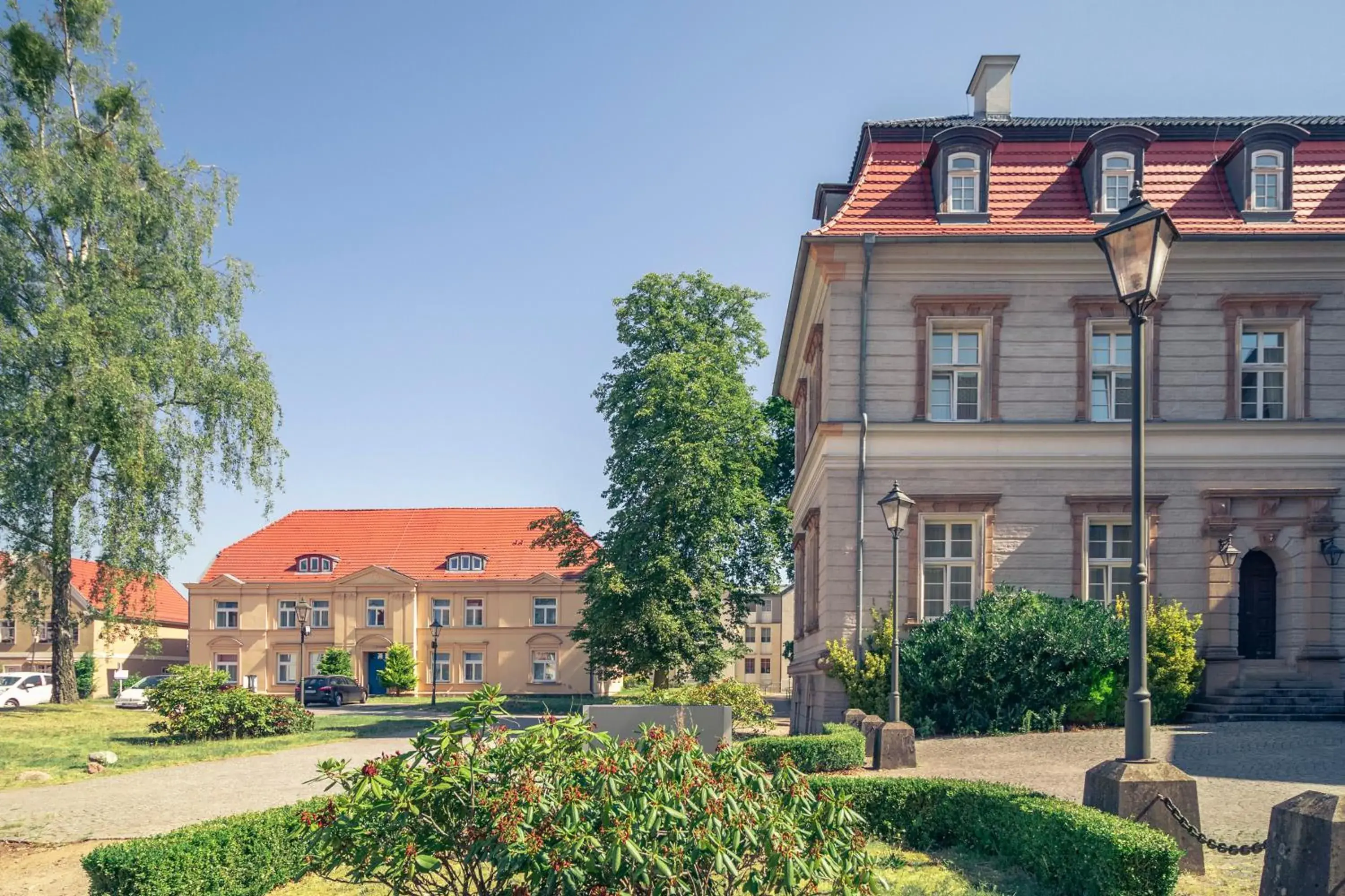 Property building in Hotel Schloss Neustadt-Glewe Property building in Hotel Schloss Neustadt-Glewe