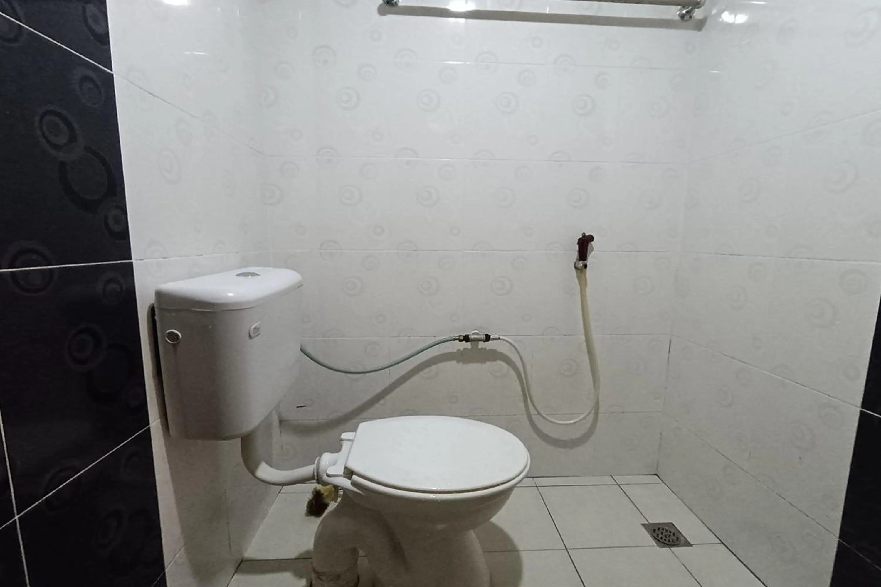 Bathroom in Fins Hotel, Alor Setar