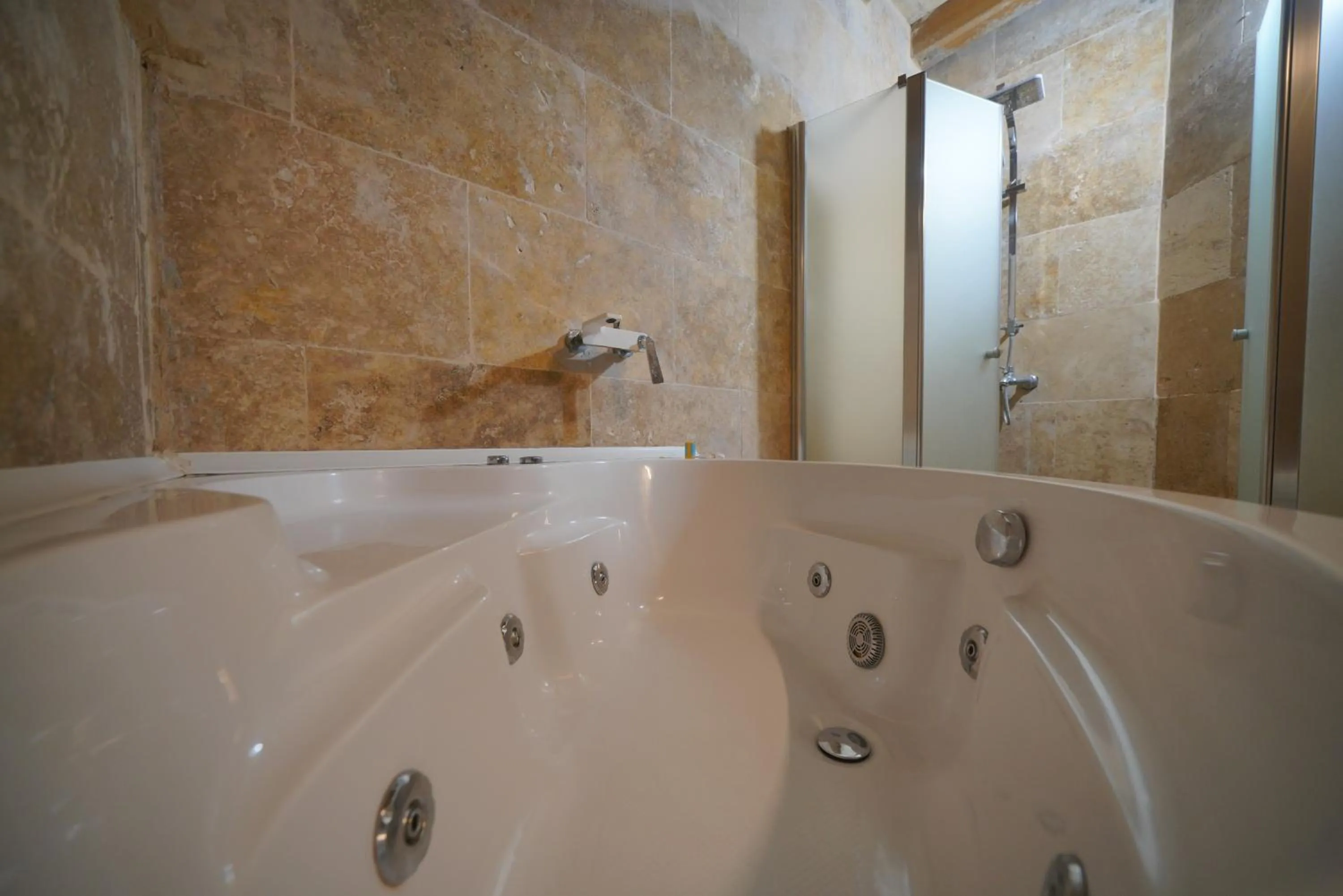 Shower in View Cave Hotel