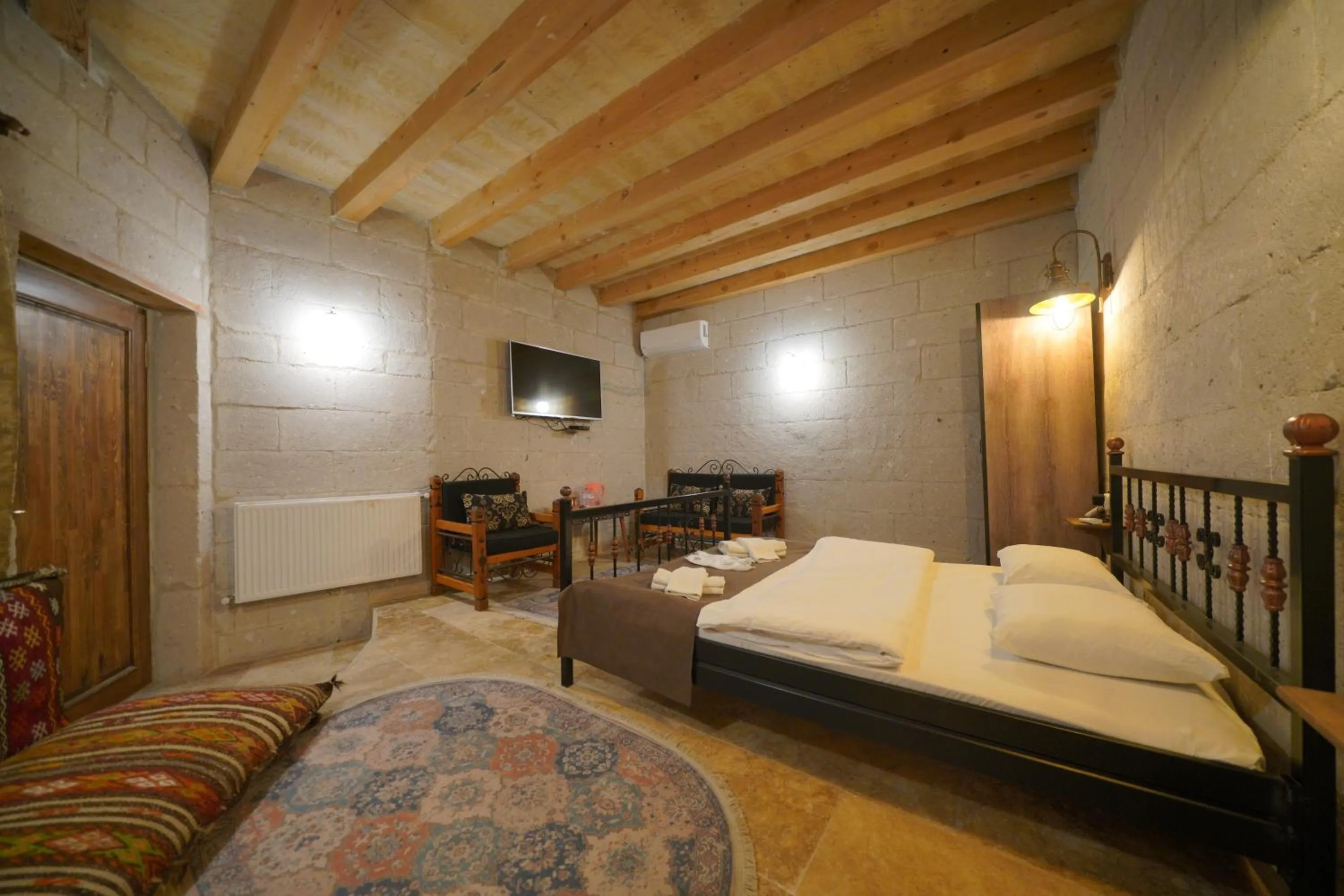 Bed in View Cave Hotel