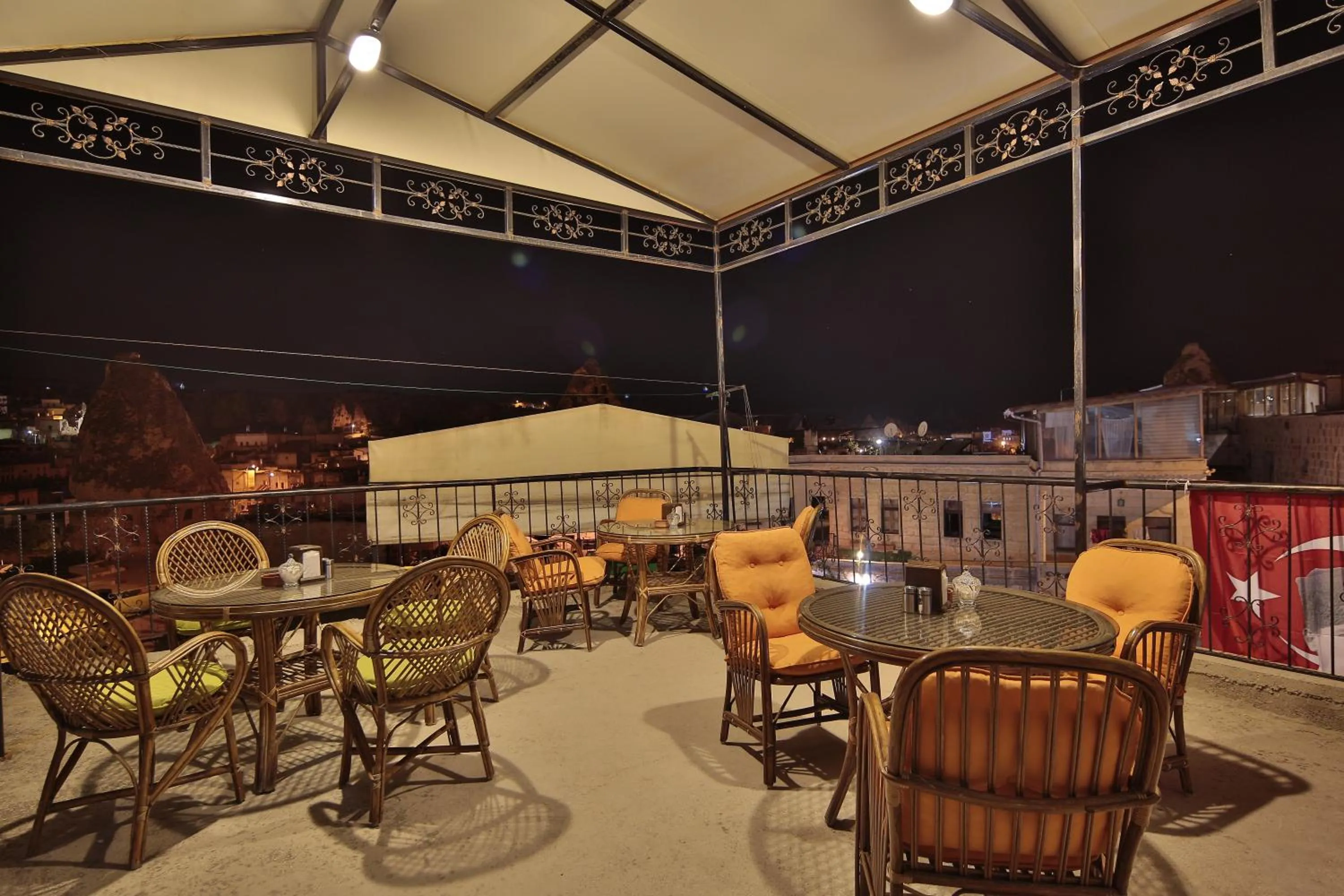 BBQ facilities in View Cave Hotel