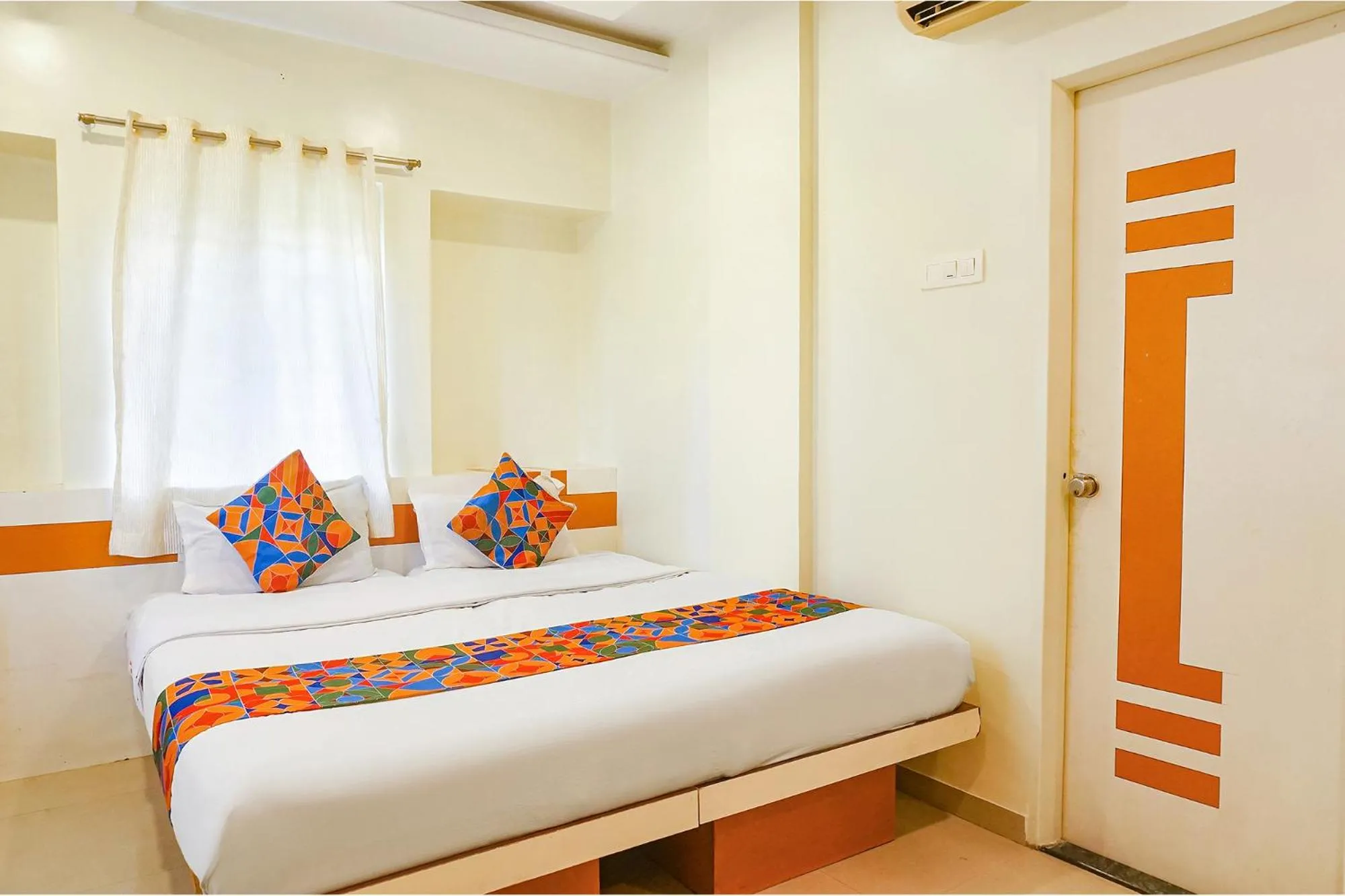 Bed in FabHotel Shree Swami, Nr Bird Valley Udyan