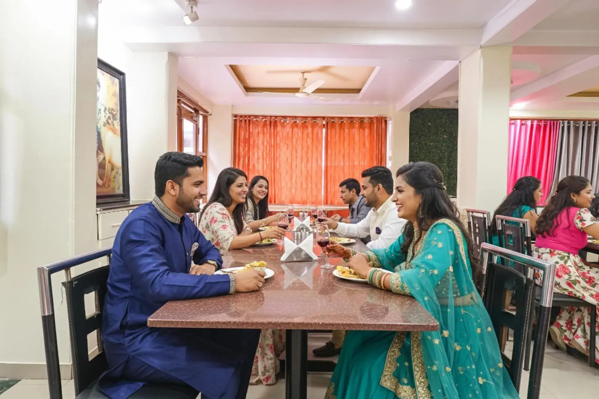 Restaurant/places to eat in FabHotel Shree Swami, Nr Bird Valley Udyan Restaurant/places to eat in FabHotel Shree Swami, Nr Bird Valley Udyan