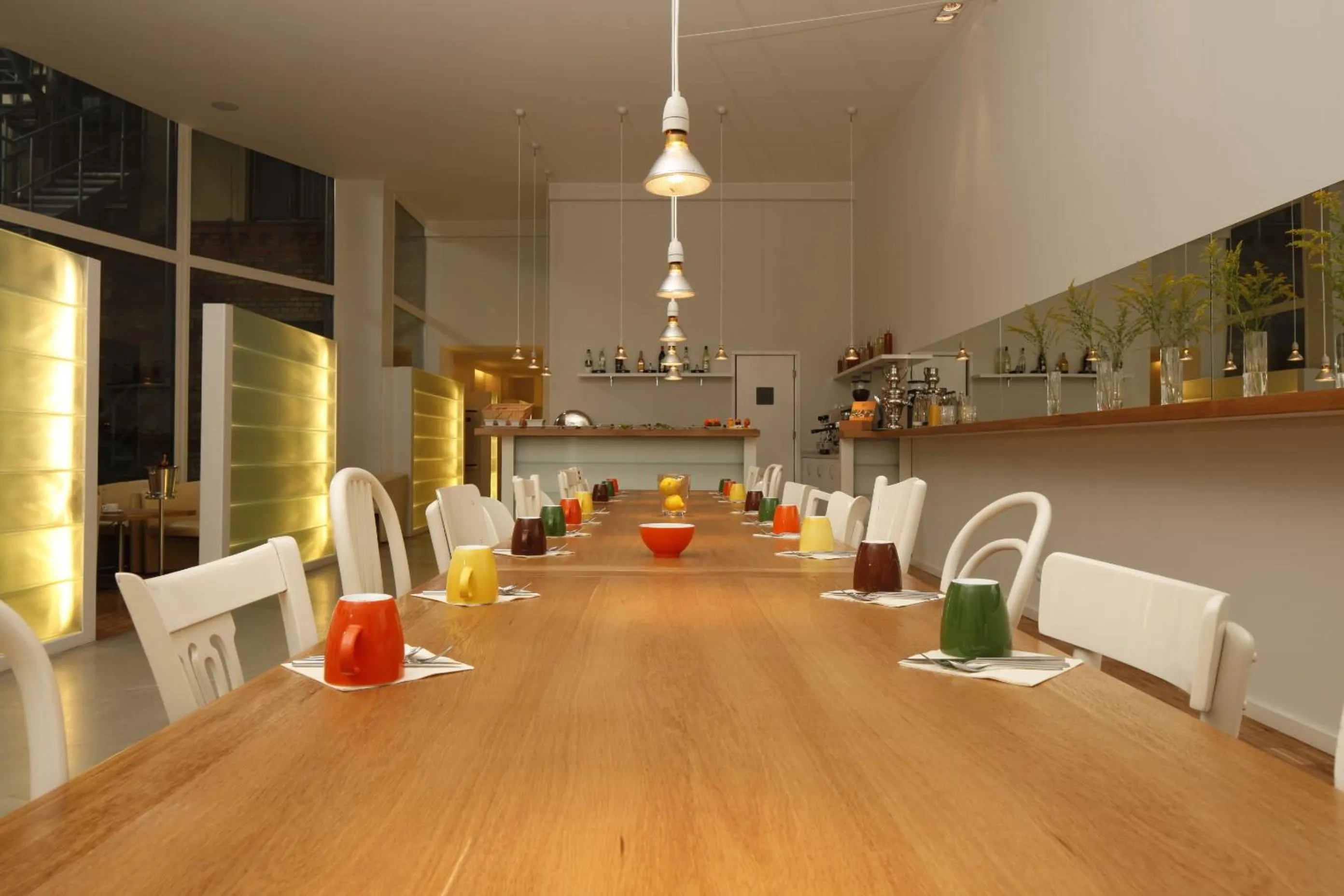 Restaurant/places to eat in Hotel 38