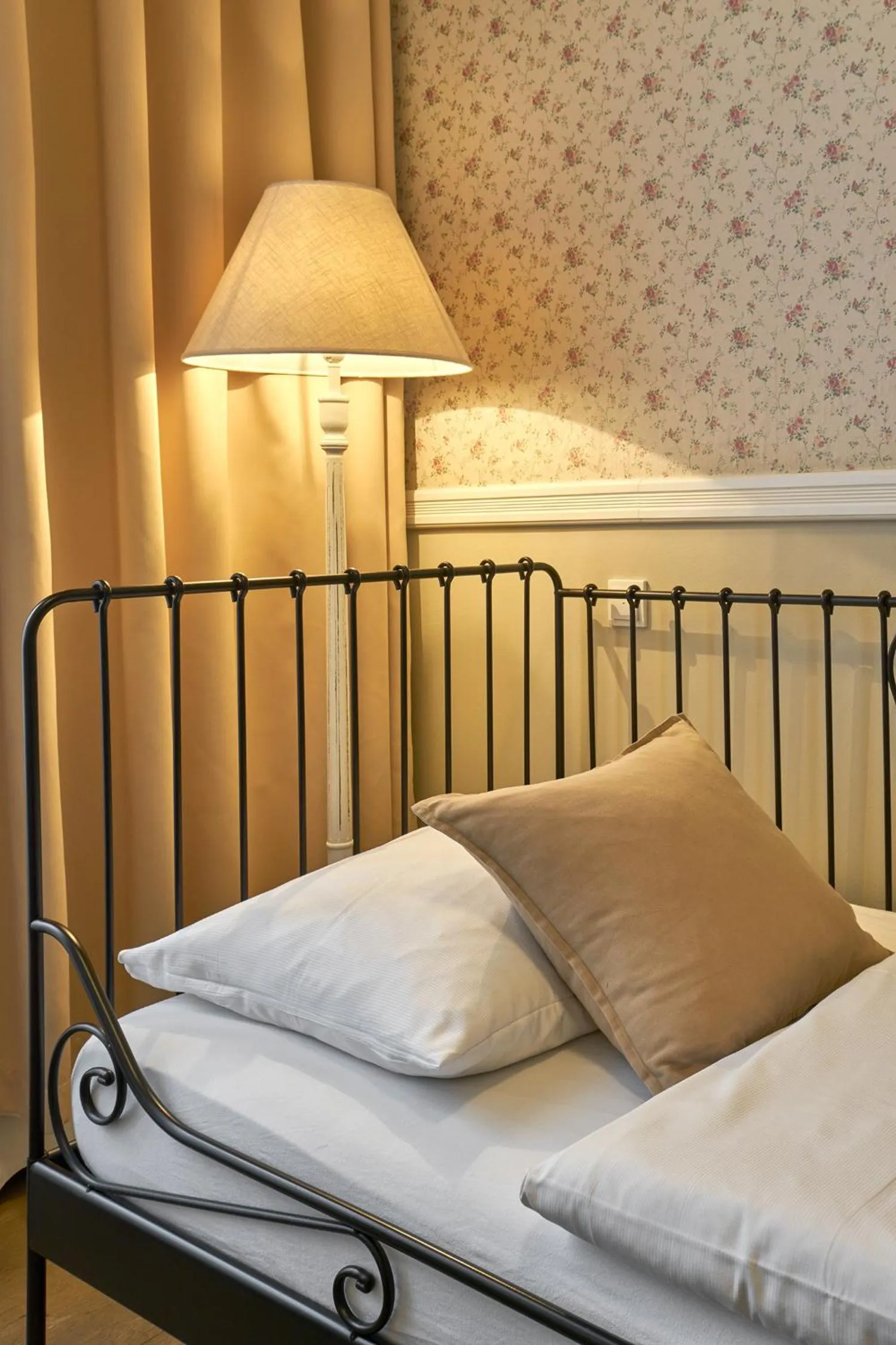 Bedroom, Bed in Hotel 38