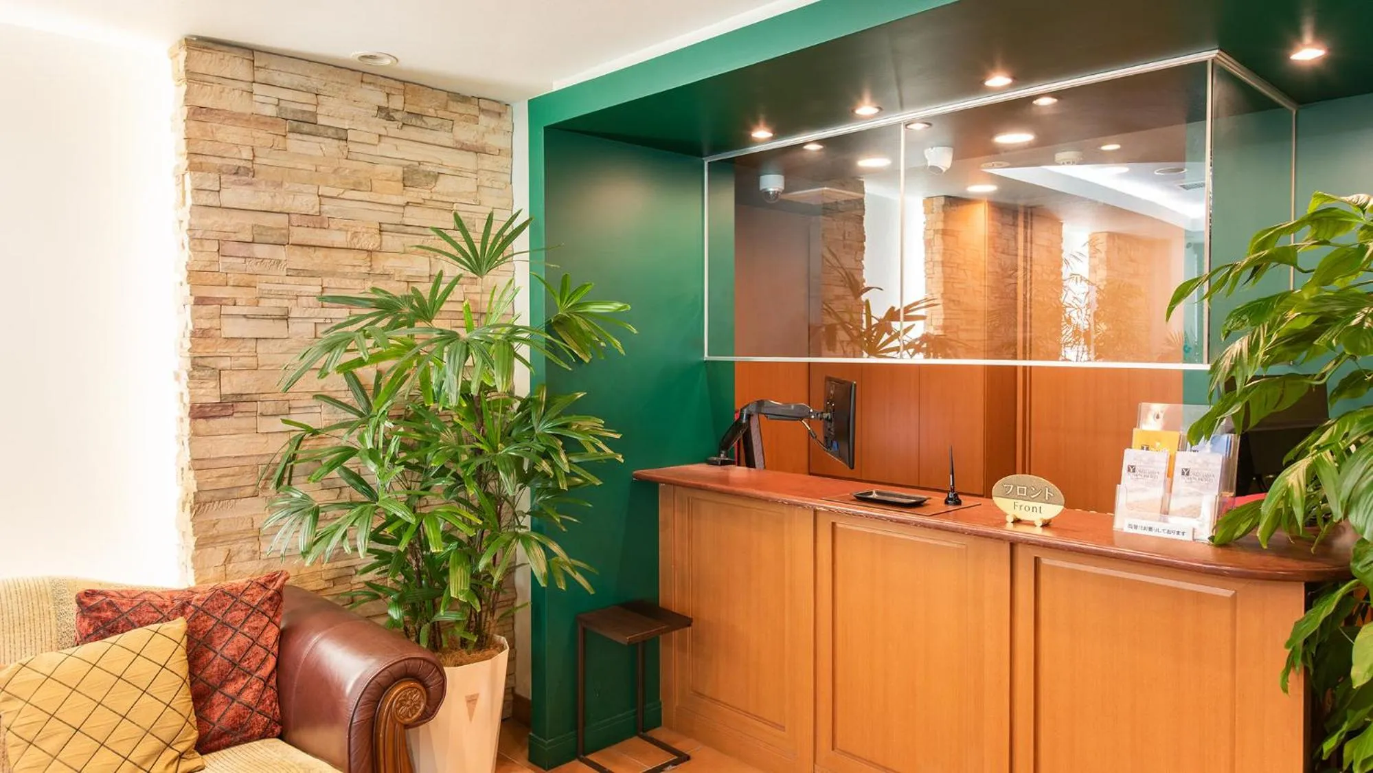 Property building in Yokohama Town Hotel