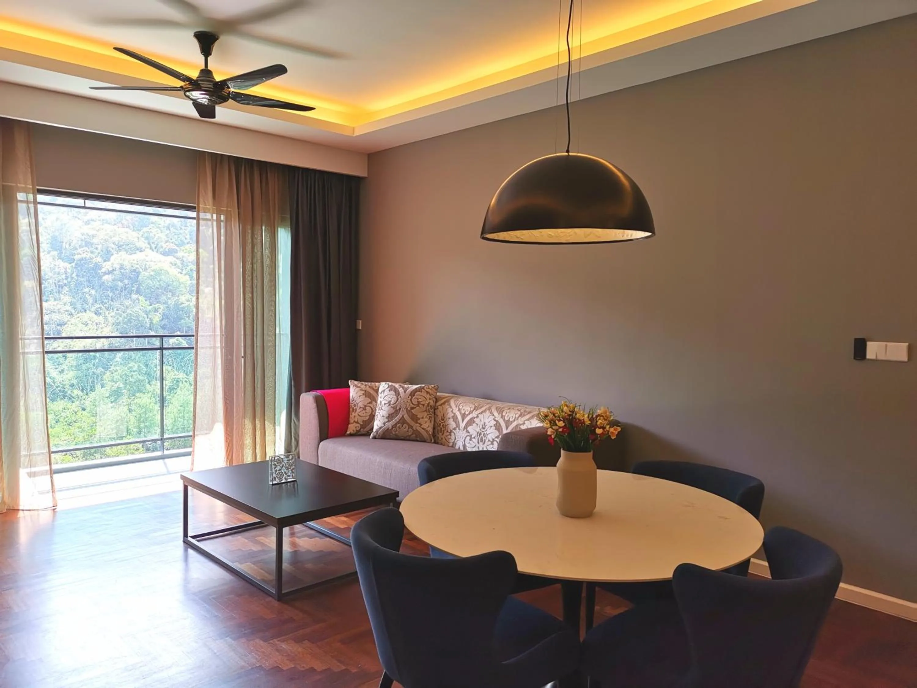 ELECTUS HOME at Vista Residences Genting - FREE WiFi & TV Box & Parking