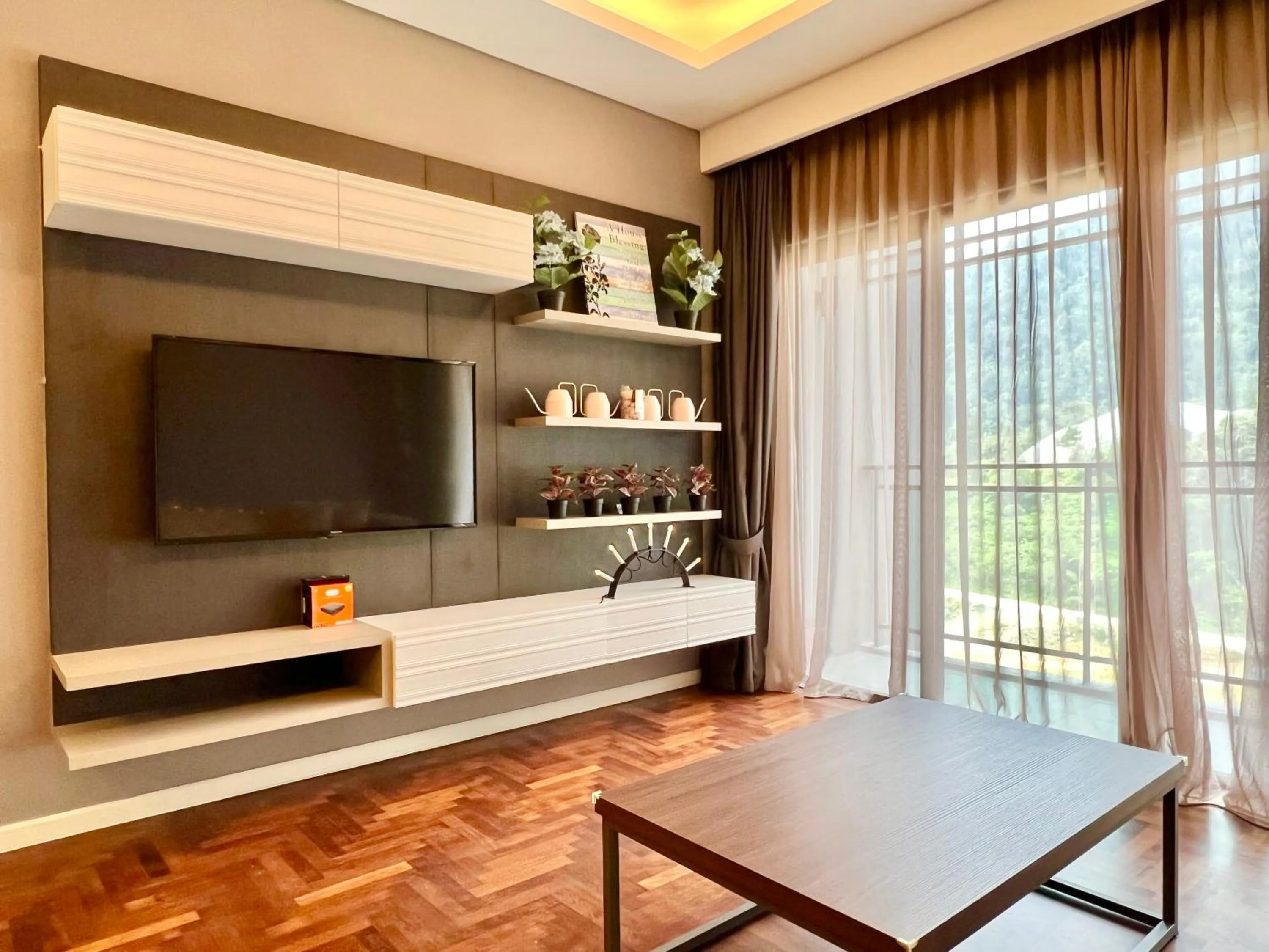 ELECTUS HOME at Vista Residences Genting - FREE WiFi & TV Box & Parking