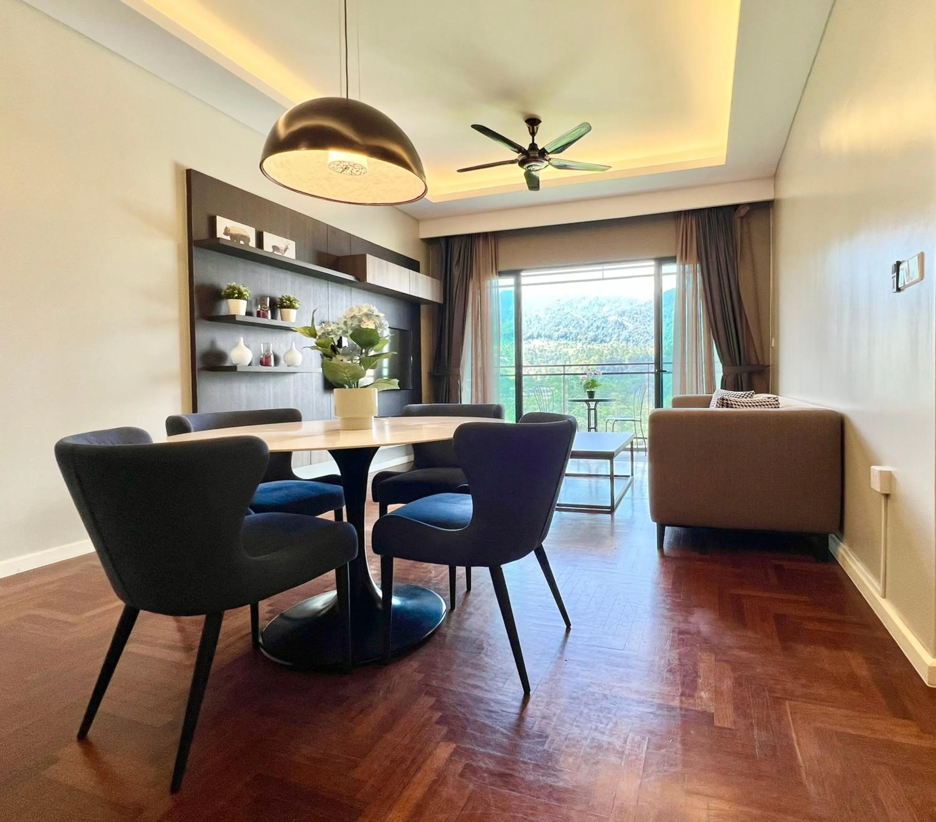 ELECTUS HOME at Vista Residences Genting - FREE WiFi & TV Box & Parking