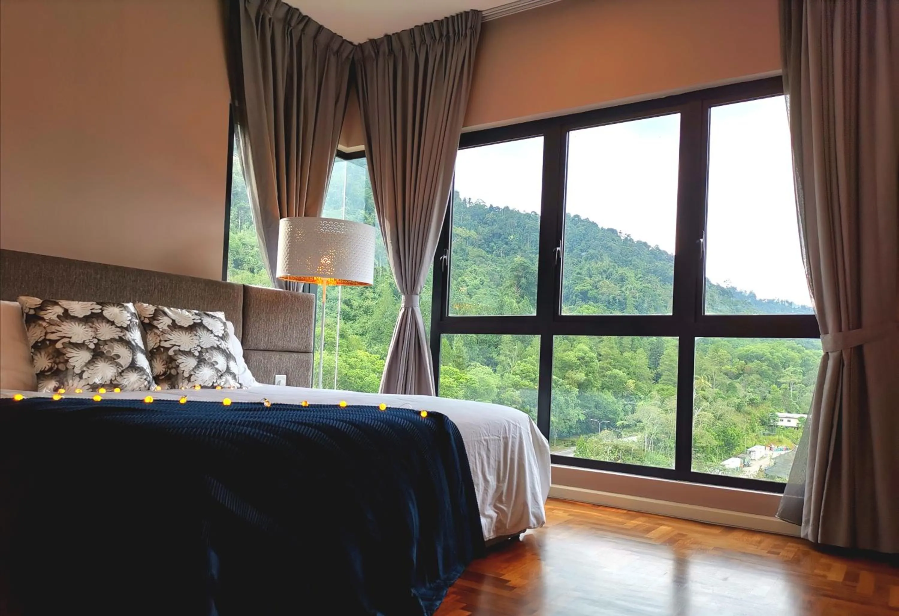 ELECTUS HOME at Vista Residences Genting - FREE WiFi & TV Box & Parking