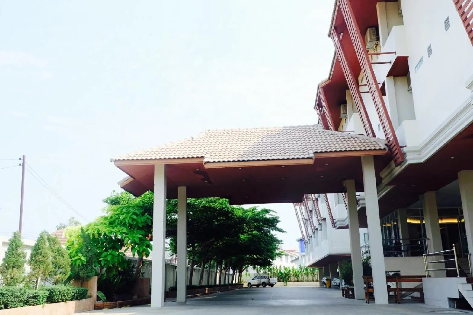 Facade/entrance in Better Place Hotel