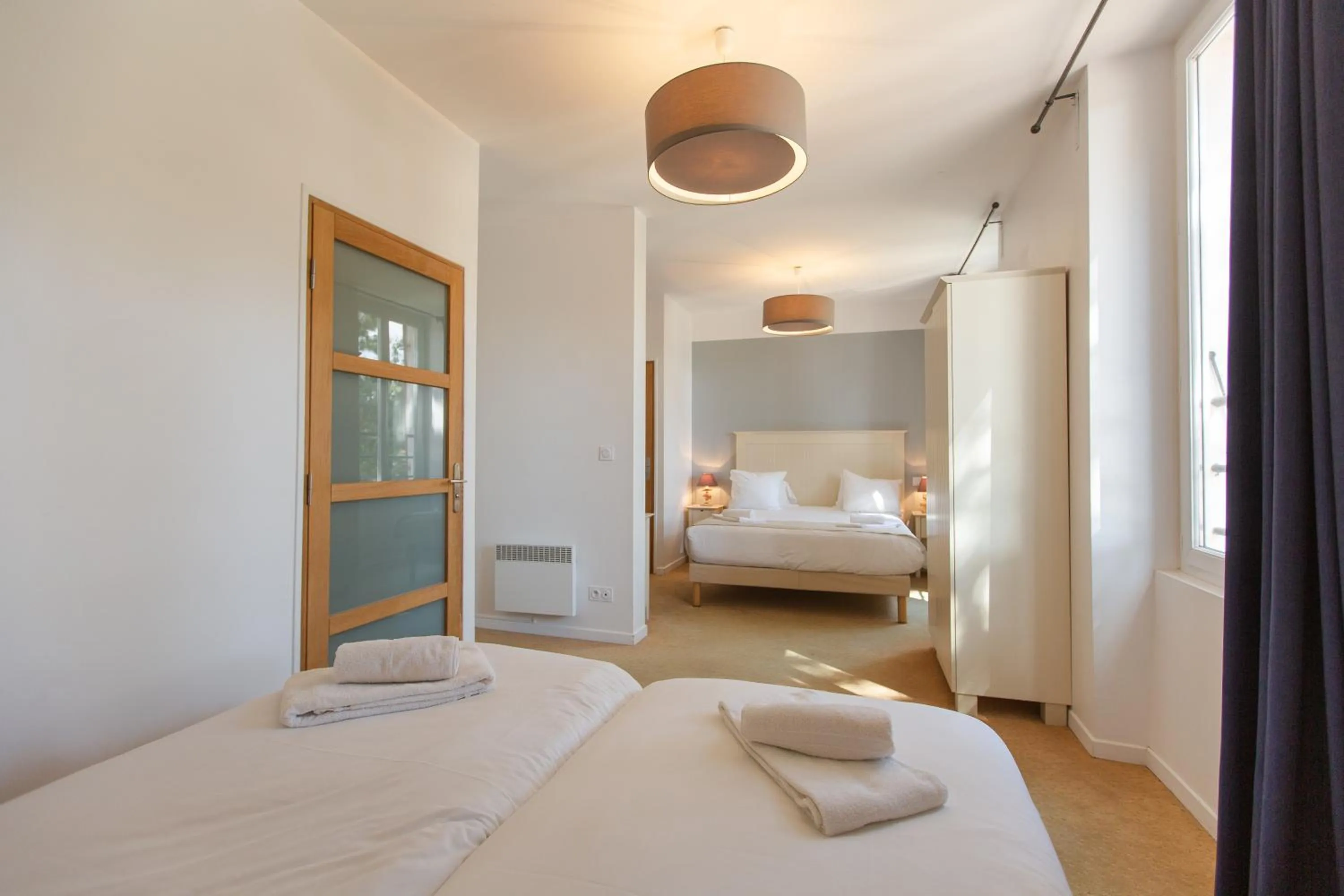 Photo of the whole room, Bed in Hôtel de la Plage - Ronce-les-bains