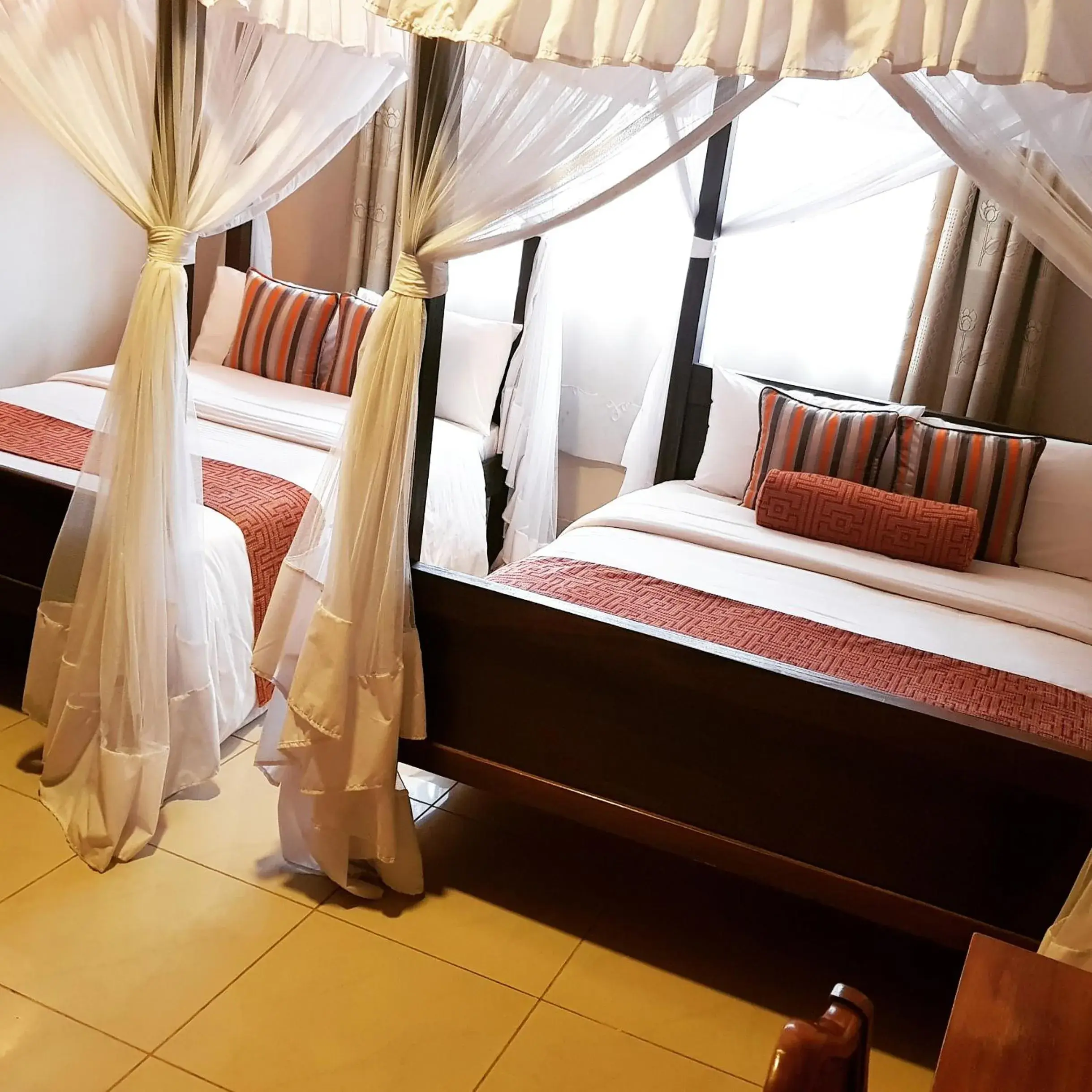 Standard Double or Twin Room - single occupancy in Margarita House Standard Double or Twin Room - single occupancy in Margarita House