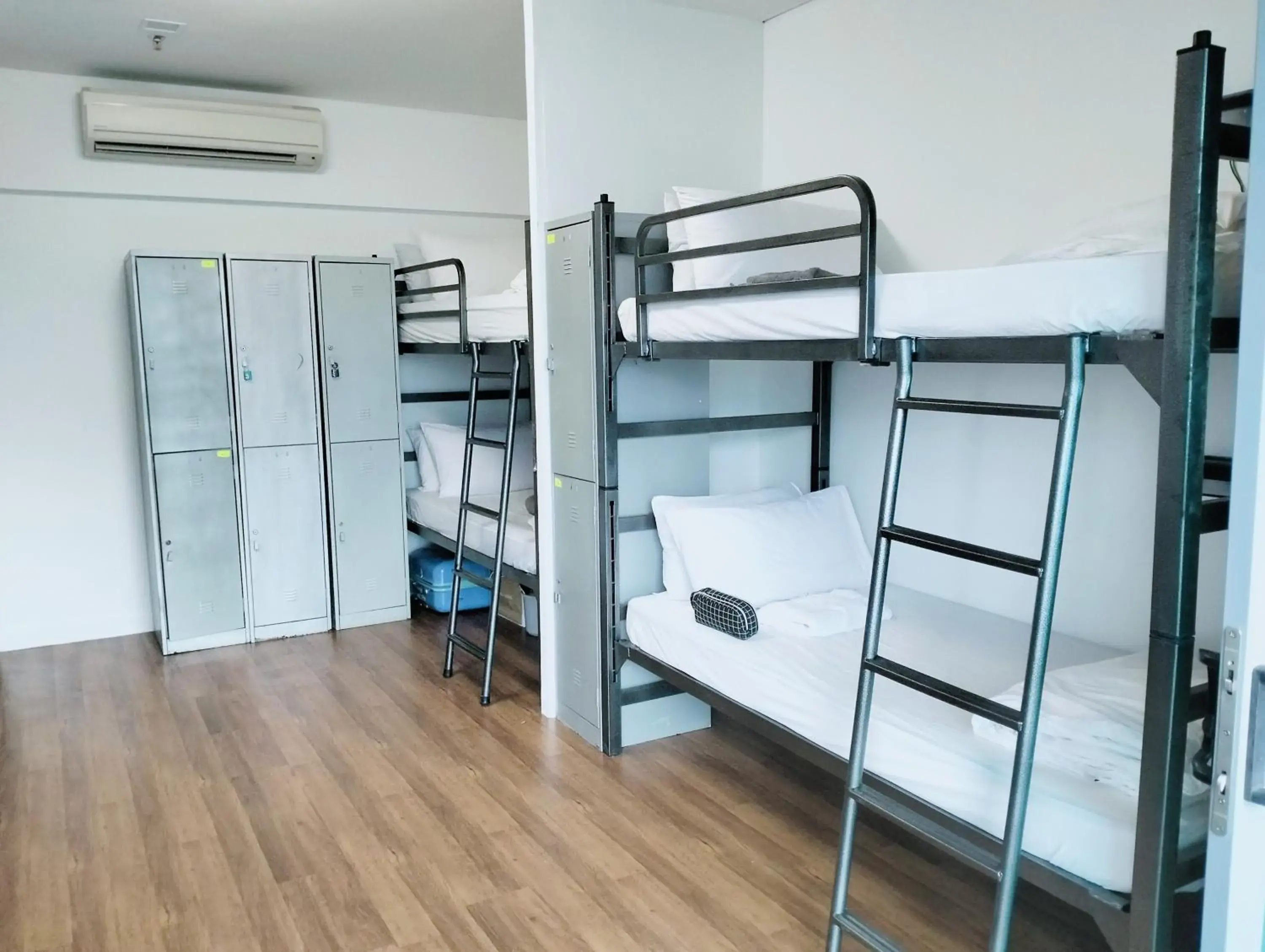 Valencia Dorm at Mercu Summer Suites KLCC Valencia Dorm at Mercu Summer Suites KLCC