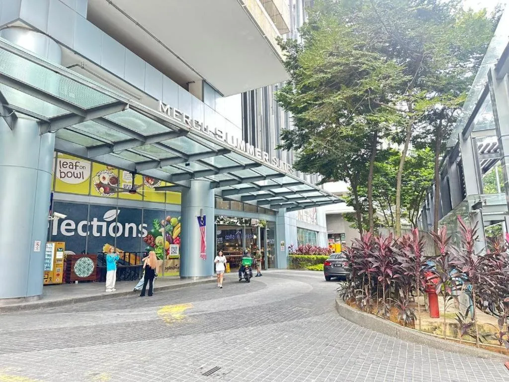 Valencia Dorm at Mercu Summer Suites KLCC