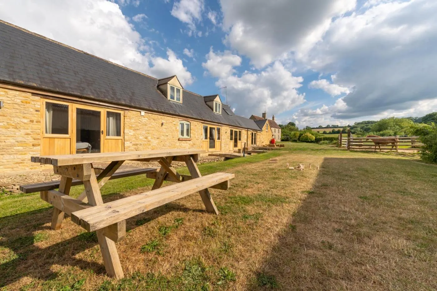 Garden in Mill Cottage 2 - Ash Farm Cotswolds