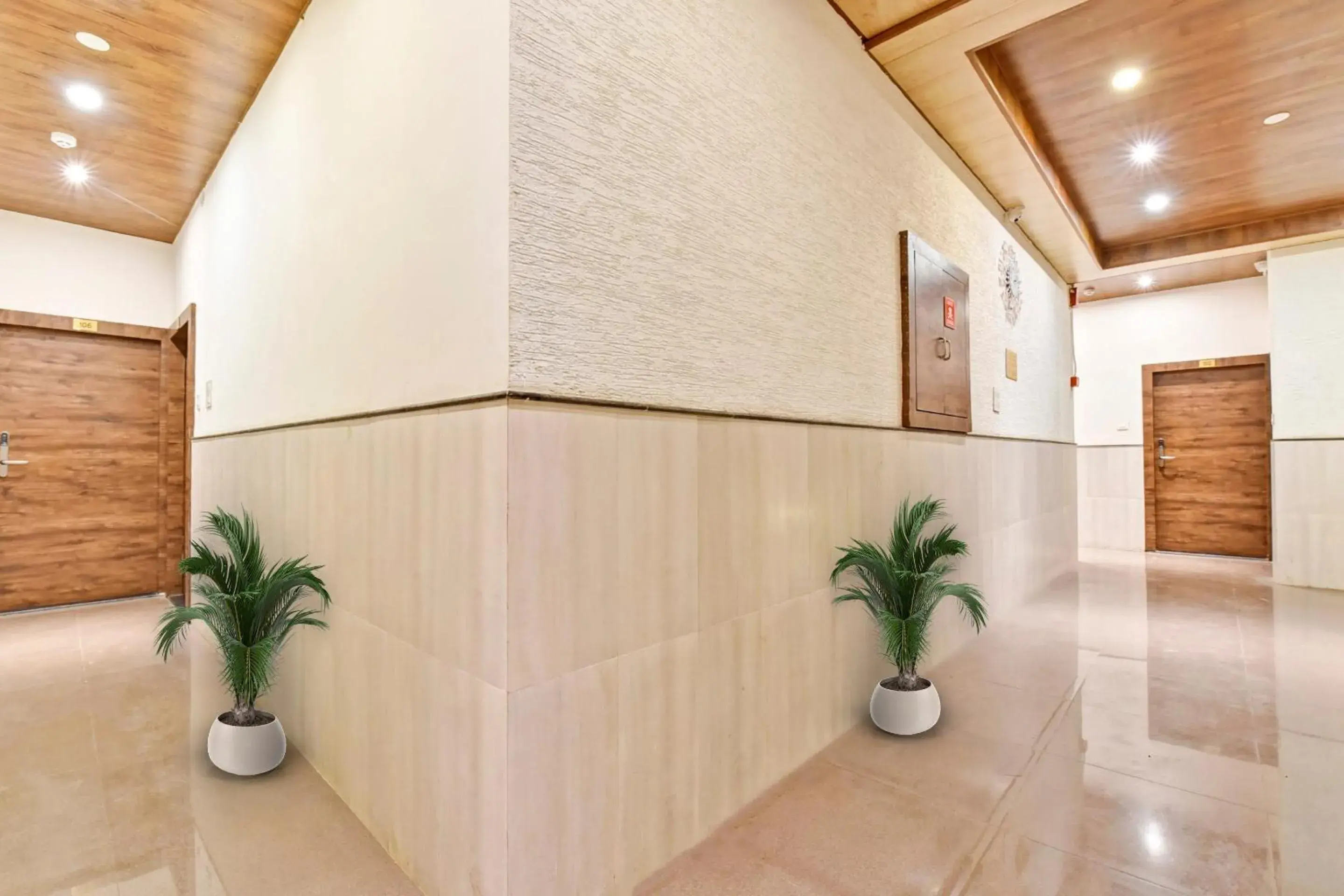 Lobby or reception in Hotel Shakun Palace Lobby or reception in Hotel Shakun Palace