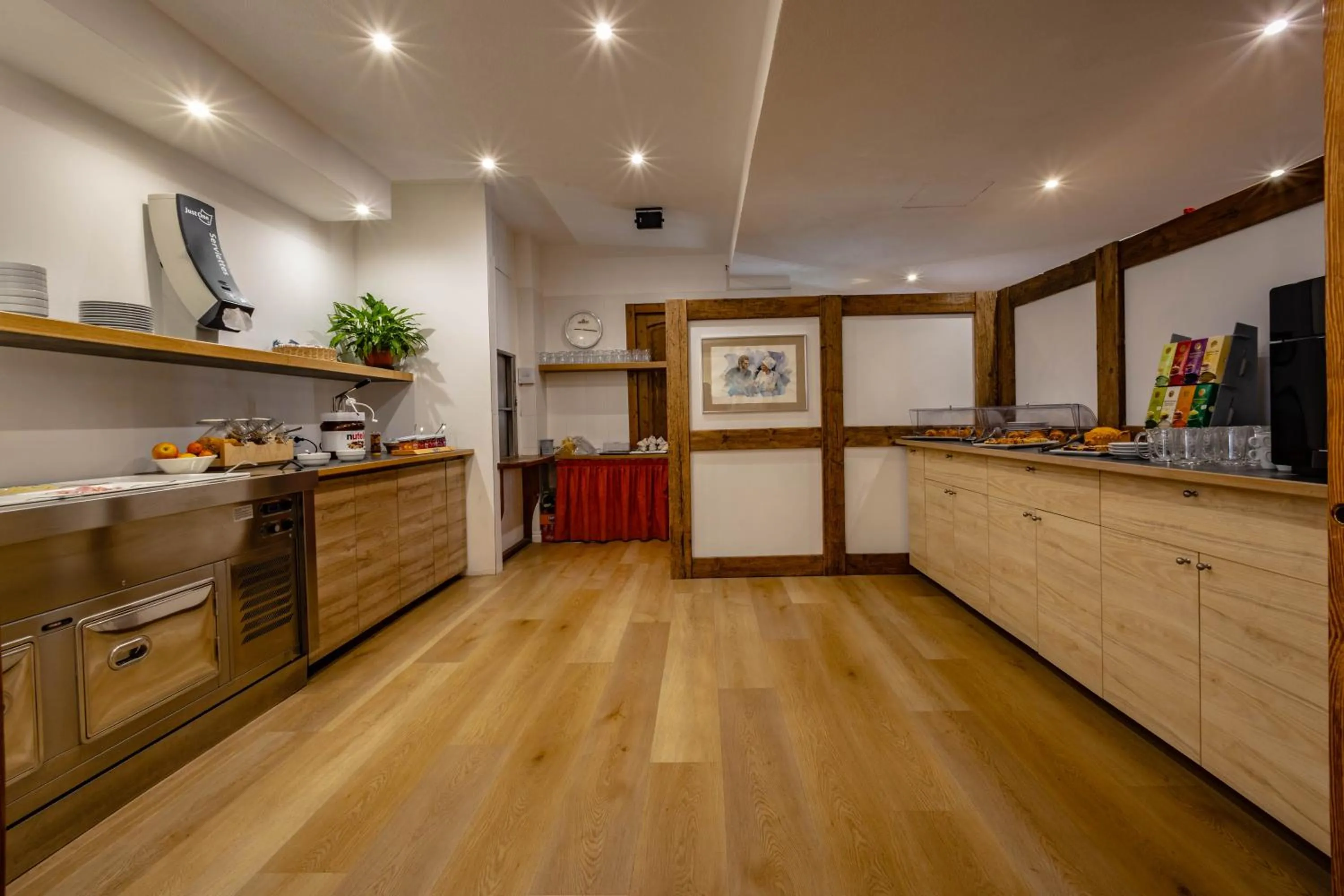 Breakfast in Hotel Grizzly "Ski-in Ski-out"