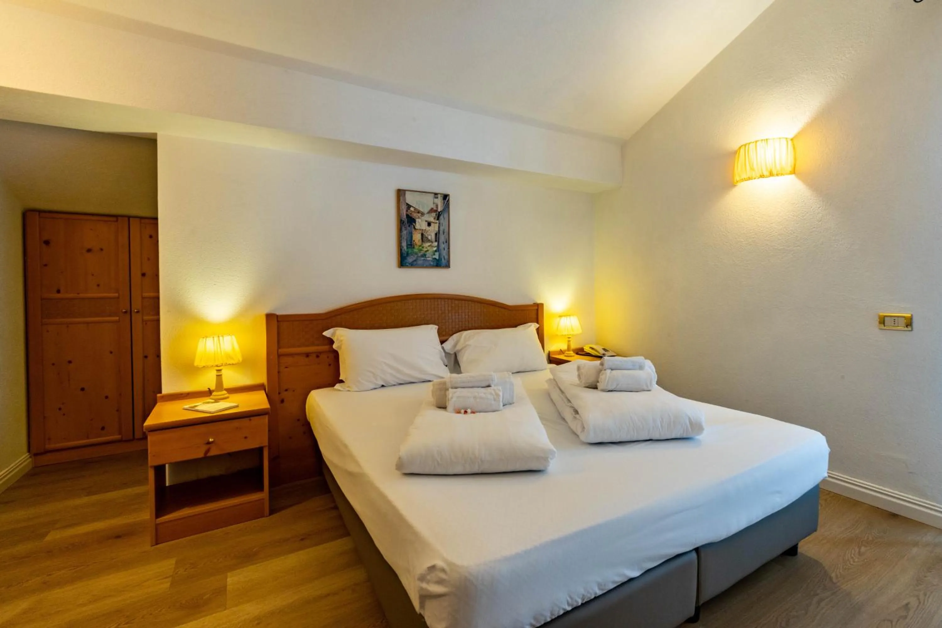 Bedroom, Bed in Hotel Grizzly "Ski-in Ski-out"