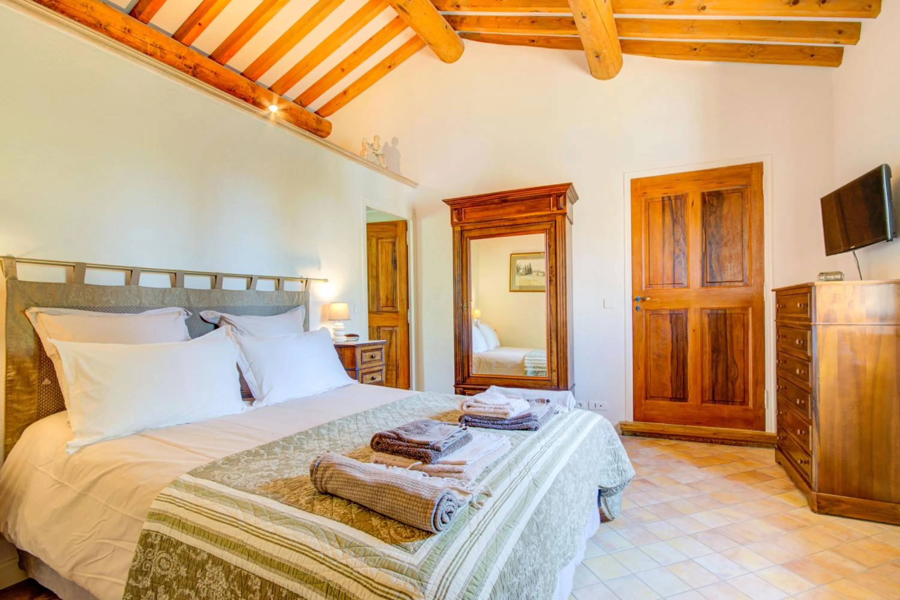 Bedroom in Les Chambres du Perussier