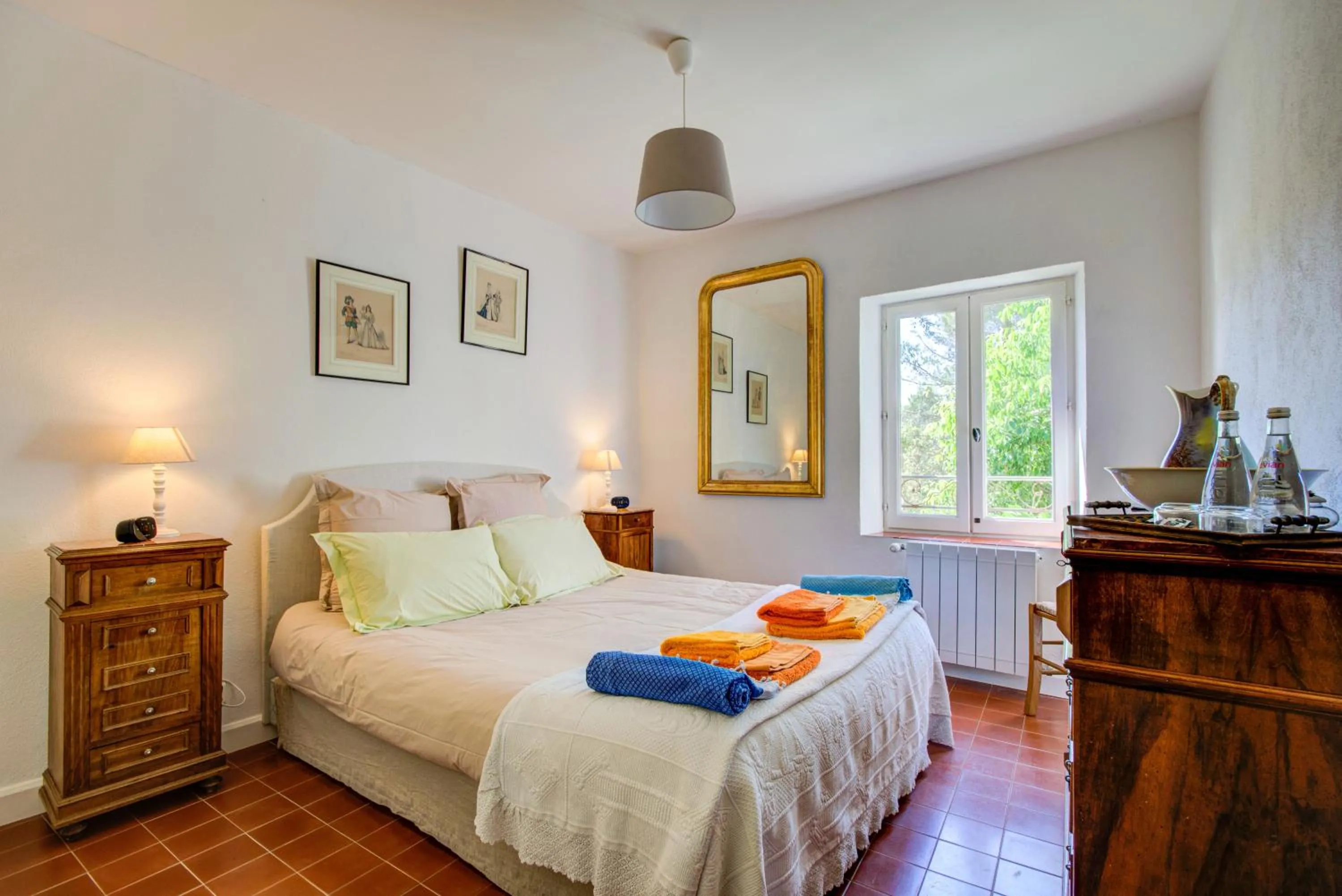 Bedroom in Les Chambres du Perussier