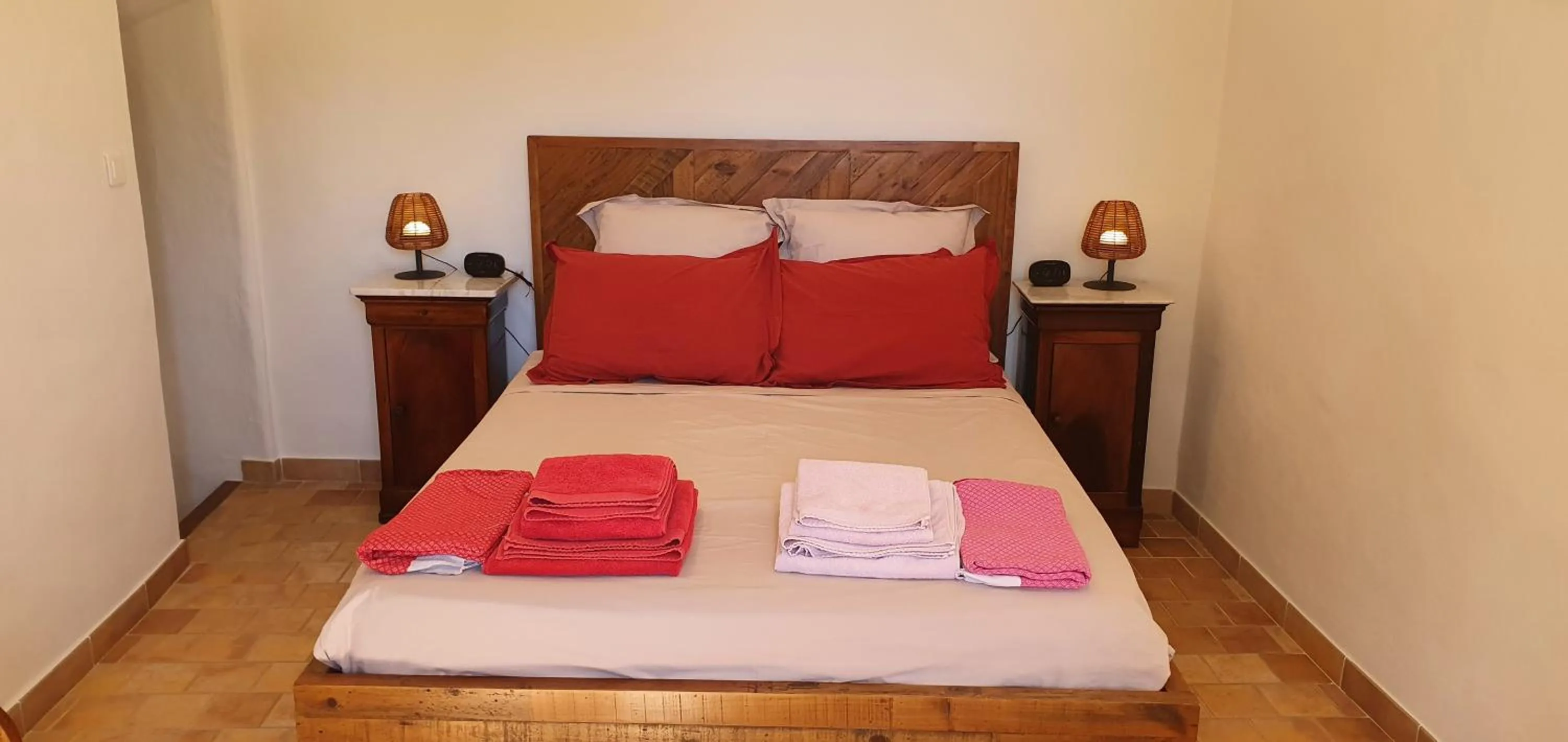 Bedroom in Les Chambres du Perussier