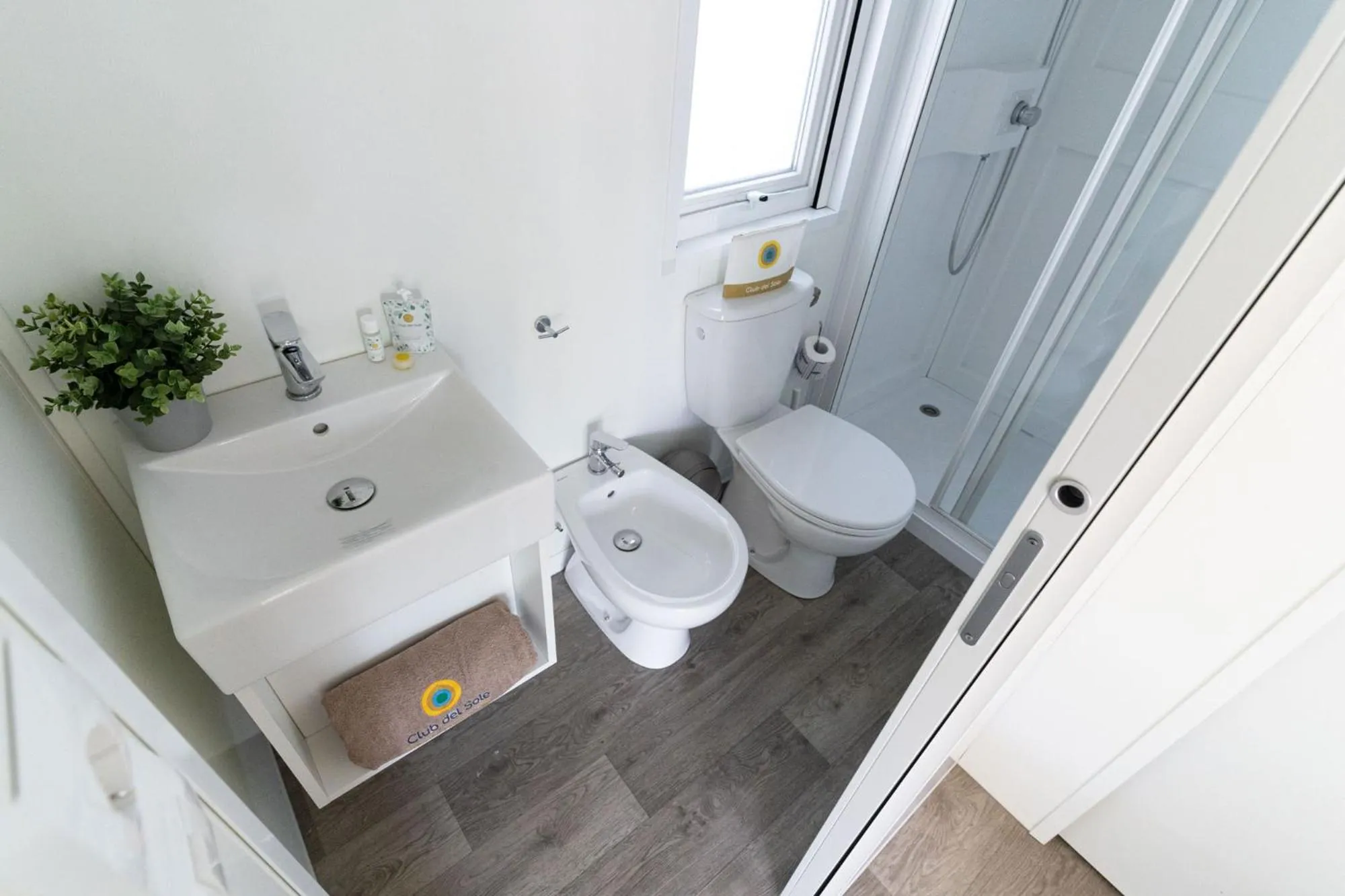 Bathroom in Club del Sole Rimini Family Resort