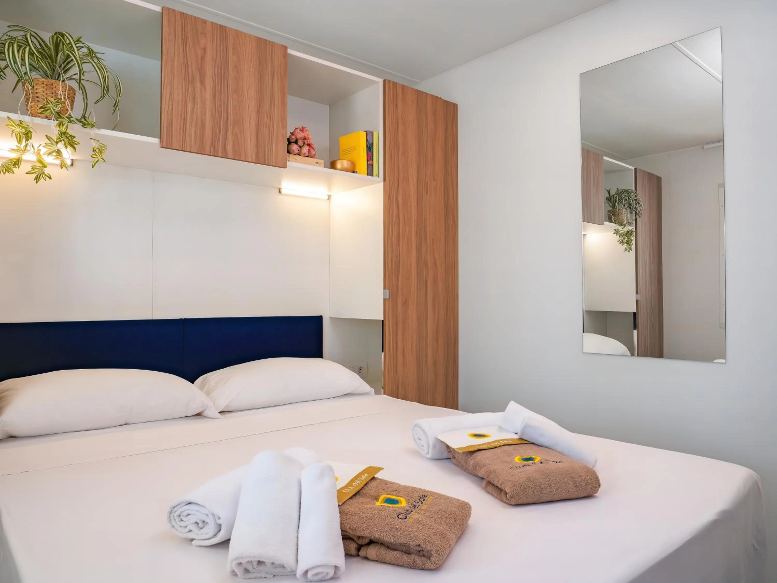 Bedroom, Bed in Club del Sole Rimini Family Resort