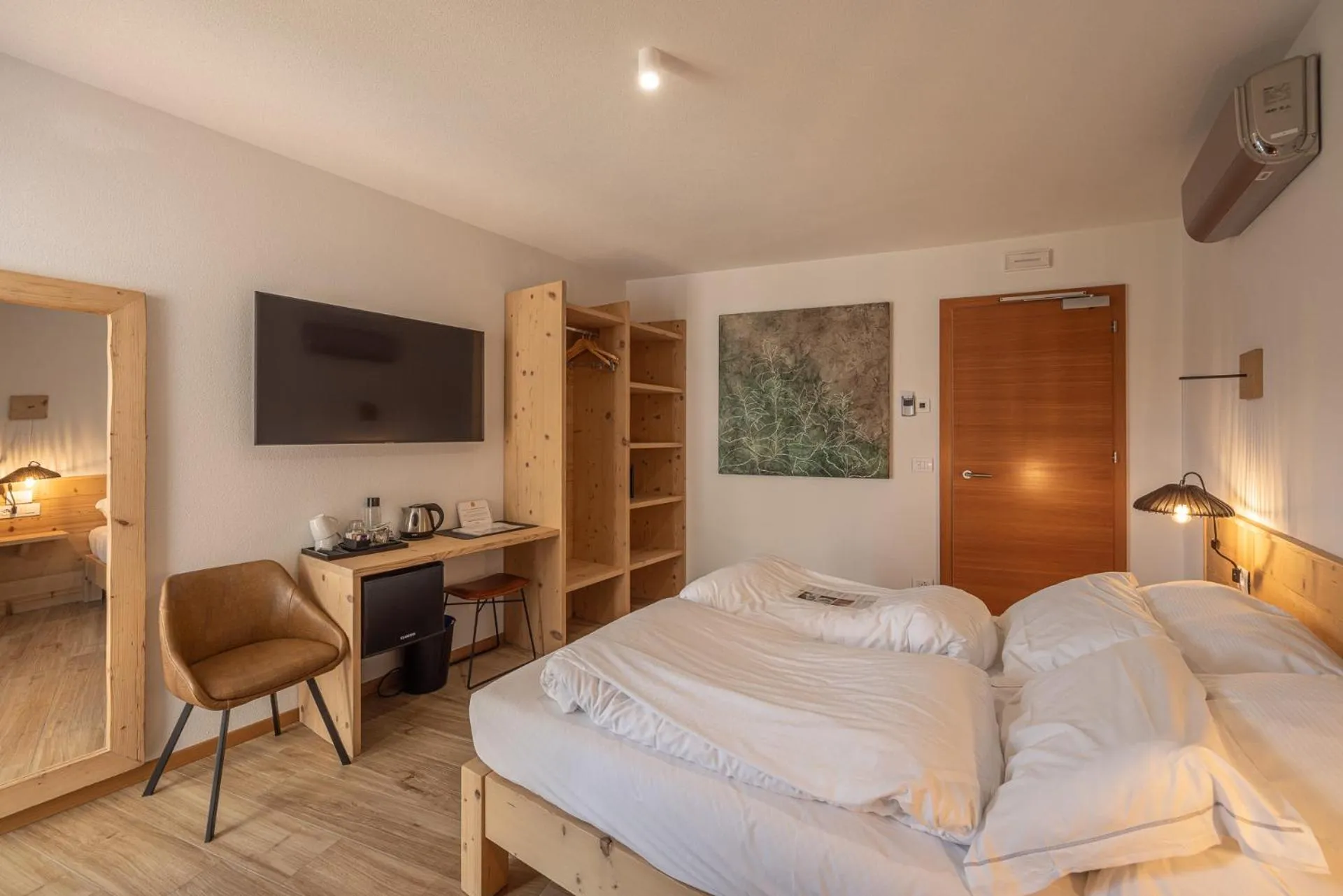 Bedroom, Bed in Giallo Dolomiti Wellness